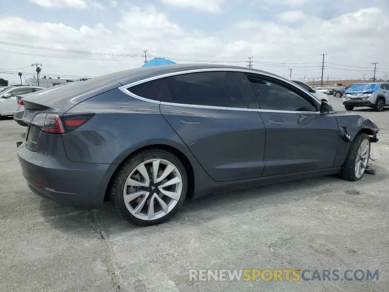 3 Photograph of a damaged car 5YJ3E1EB4KF437020 TESLA MODEL 3 2019