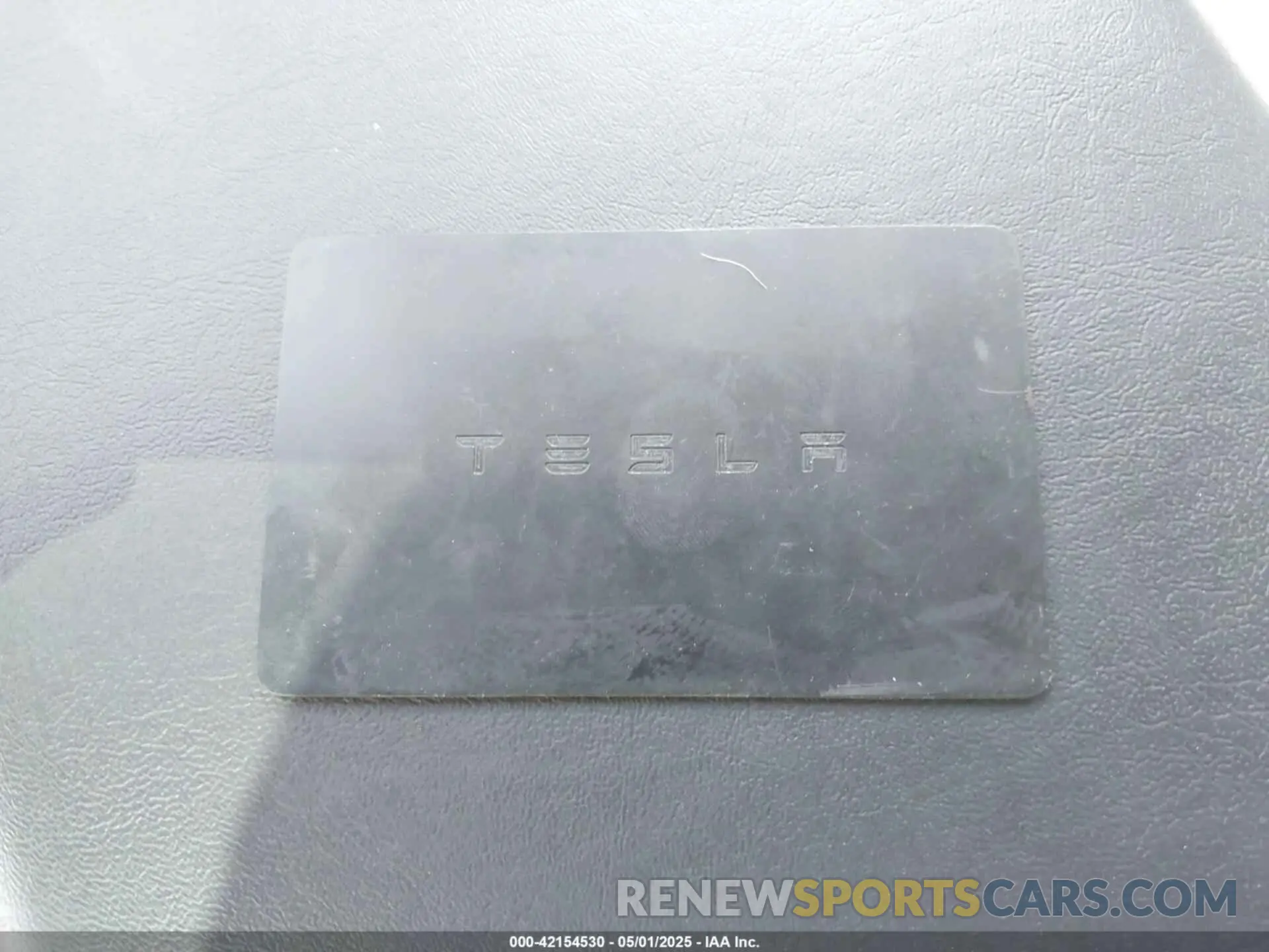11 Photograph of a damaged car 5YJ3E1EB4KF438846 TESLA MODEL 3 2019