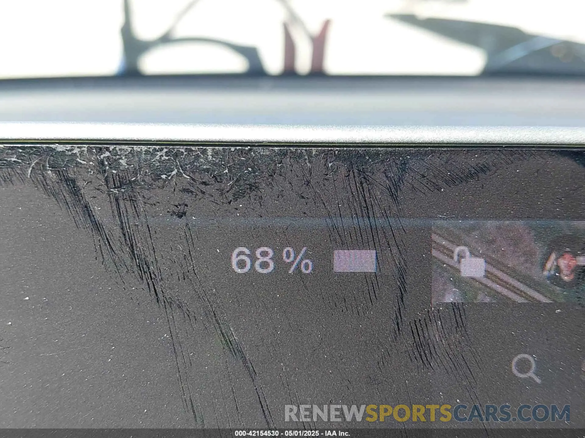 17 Photograph of a damaged car 5YJ3E1EB4KF438846 TESLA MODEL 3 2019