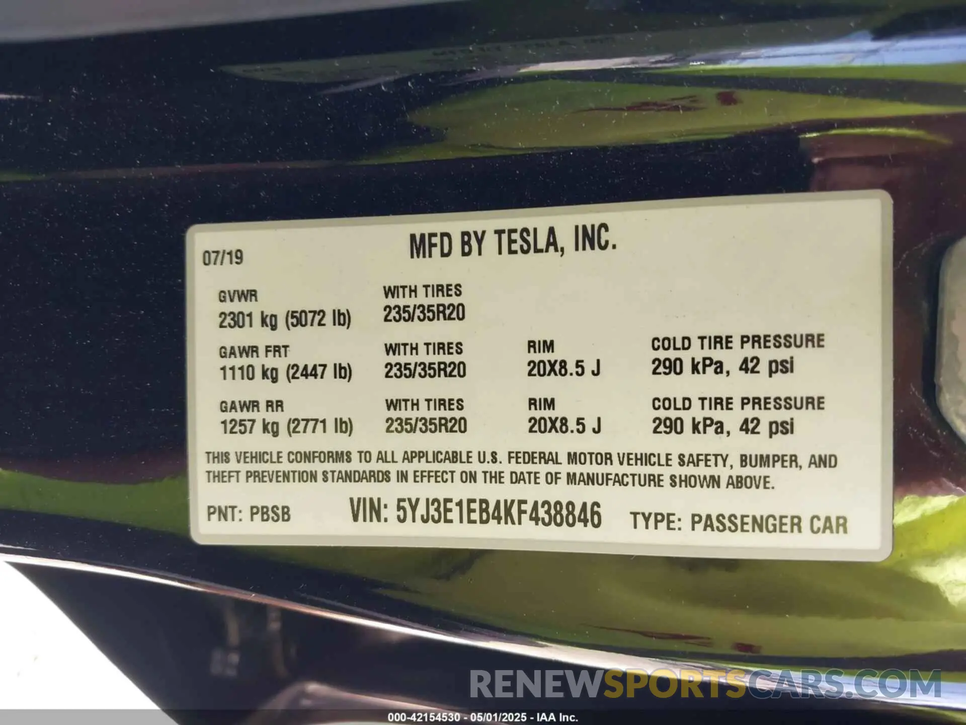 9 Photograph of a damaged car 5YJ3E1EB4KF438846 TESLA MODEL 3 2019