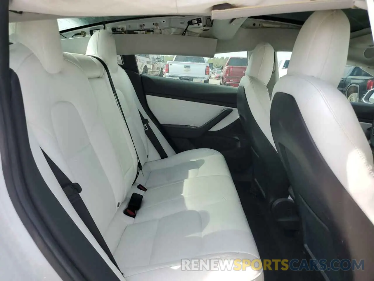 10 Photograph of a damaged car 5YJ3E1EB4KF469711 TESLA MODEL 3 2019