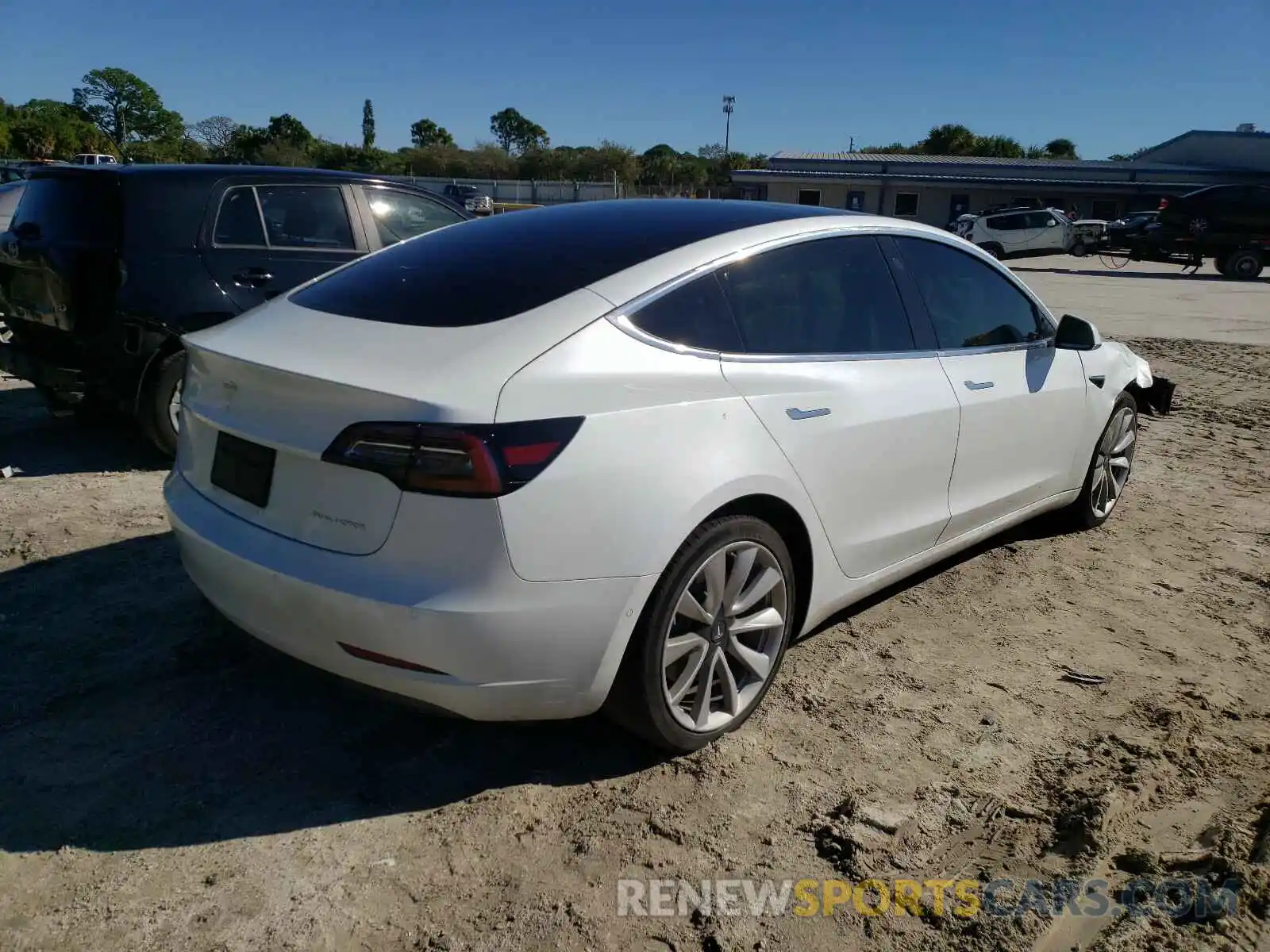 4 Photograph of a damaged car 5YJ3E1EB4KF477498 TESLA MODEL 3 2019