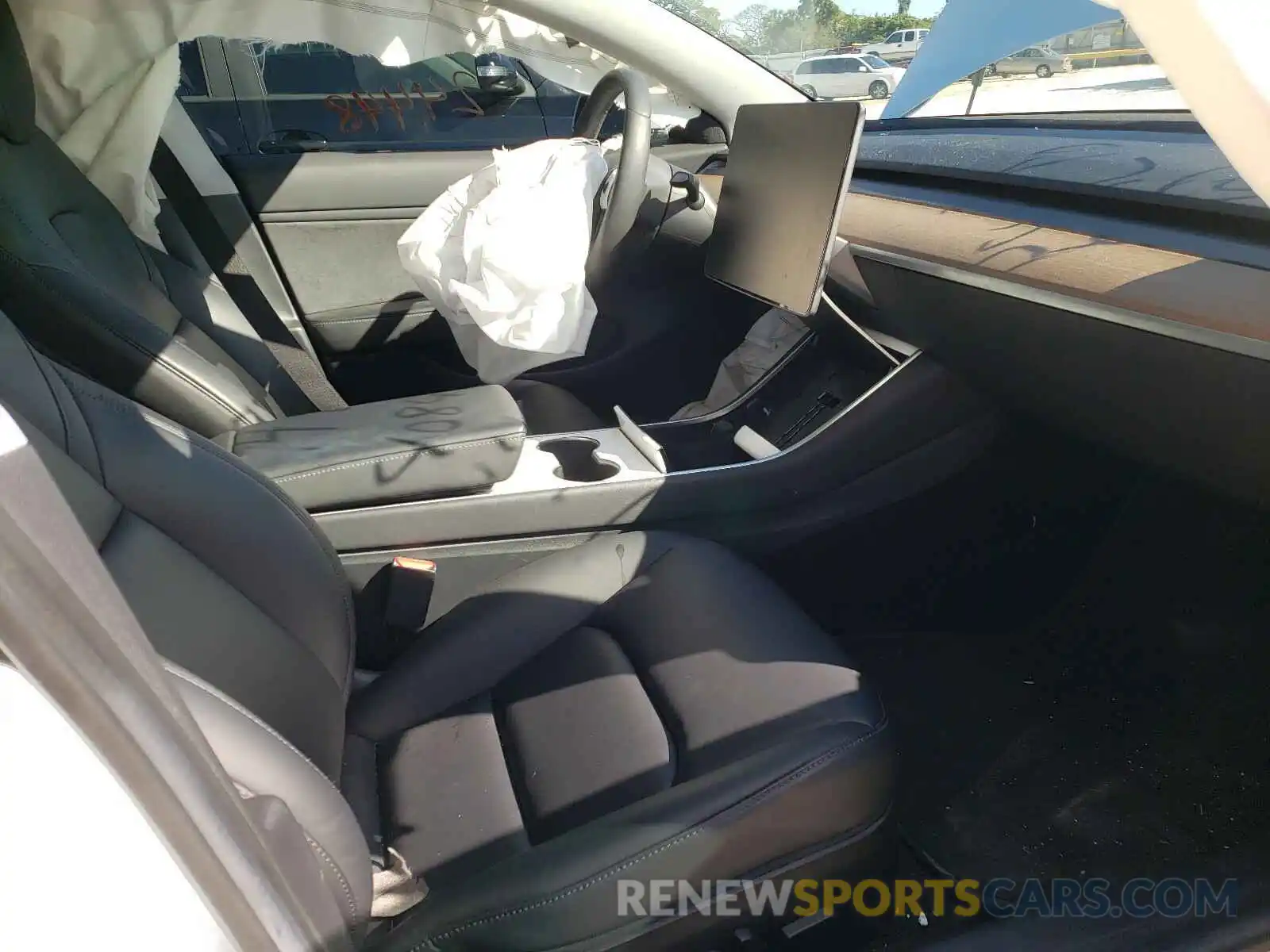 5 Photograph of a damaged car 5YJ3E1EB4KF477498 TESLA MODEL 3 2019