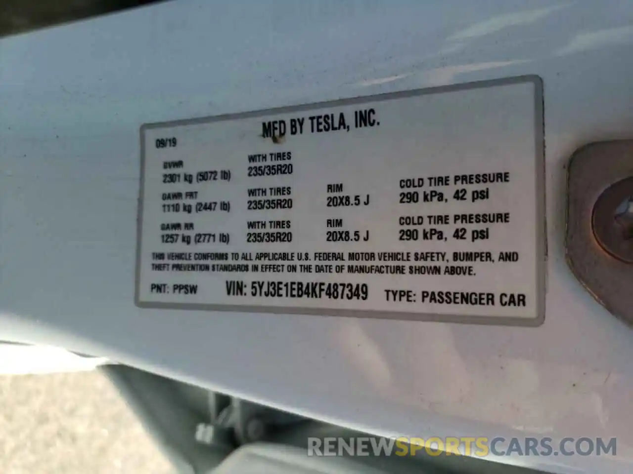 10 Photograph of a damaged car 5YJ3E1EB4KF487349 TESLA MODEL 3 2019