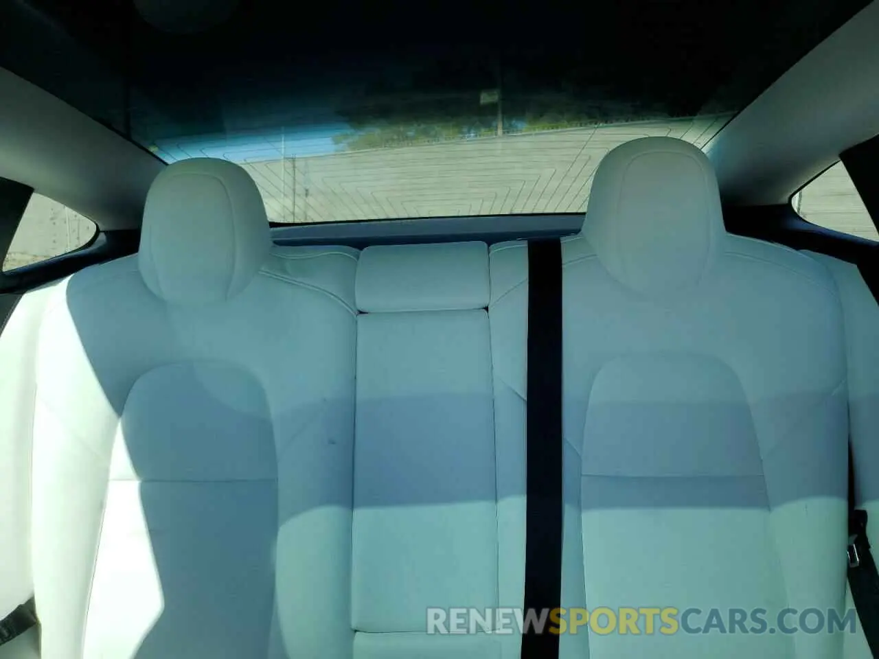 10 Photograph of a damaged car 5YJ3E1EB4KF494799 TESLA MODEL 3 2019