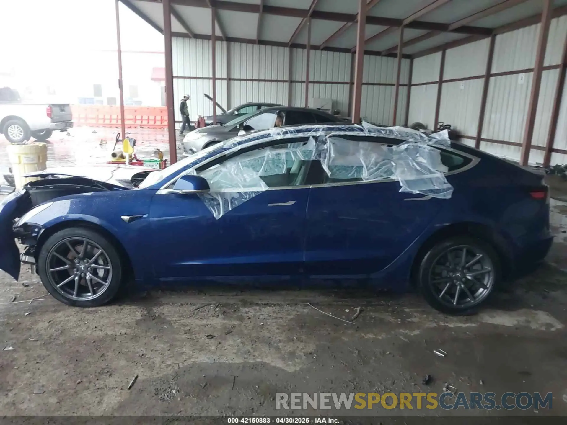 13 Photograph of a damaged car 5YJ3E1EB4KF497637 TESLA MODEL 3 2019