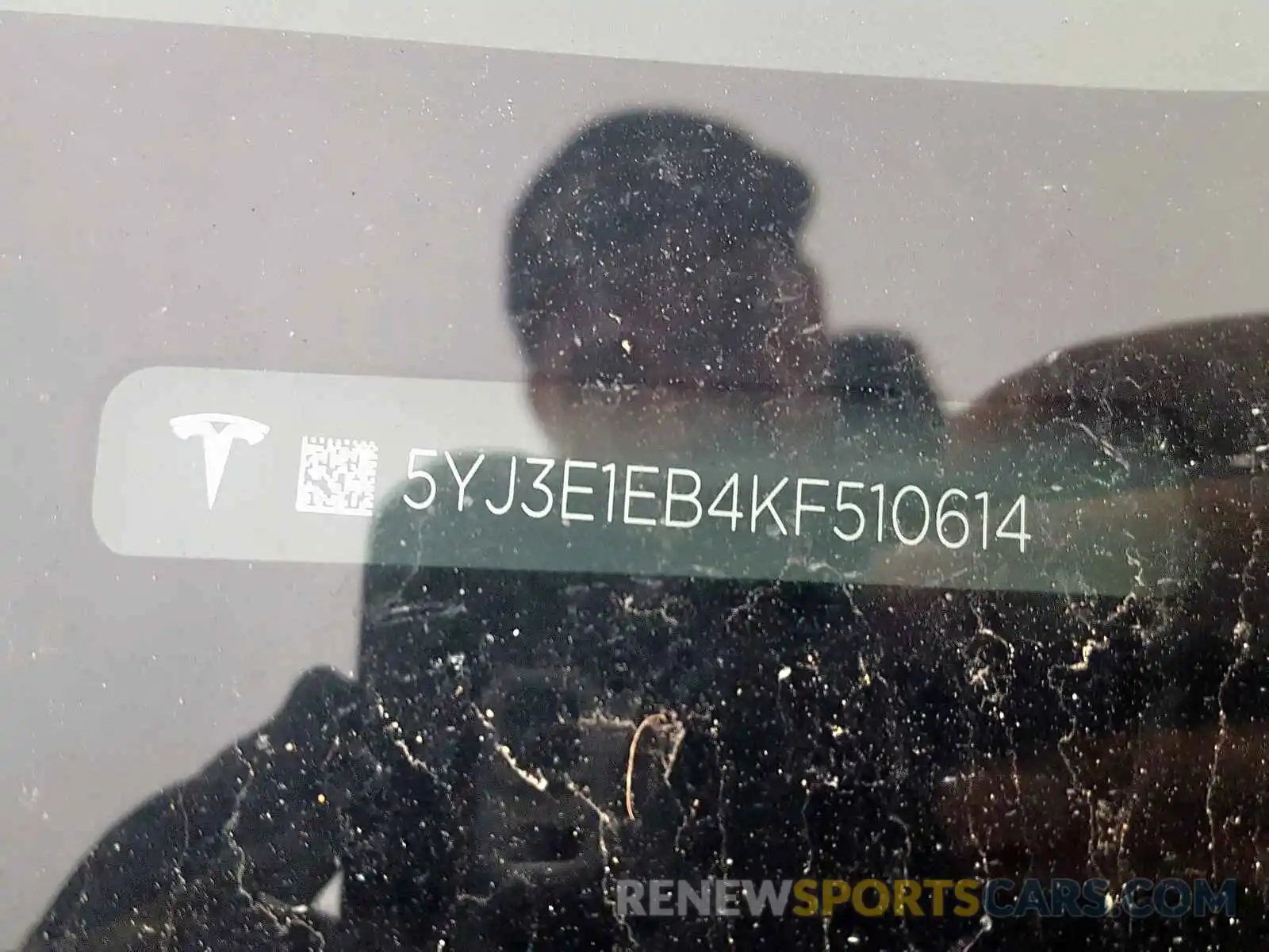 10 Photograph of a damaged car 5YJ3E1EB4KF510614 TESLA MODEL 3 2019