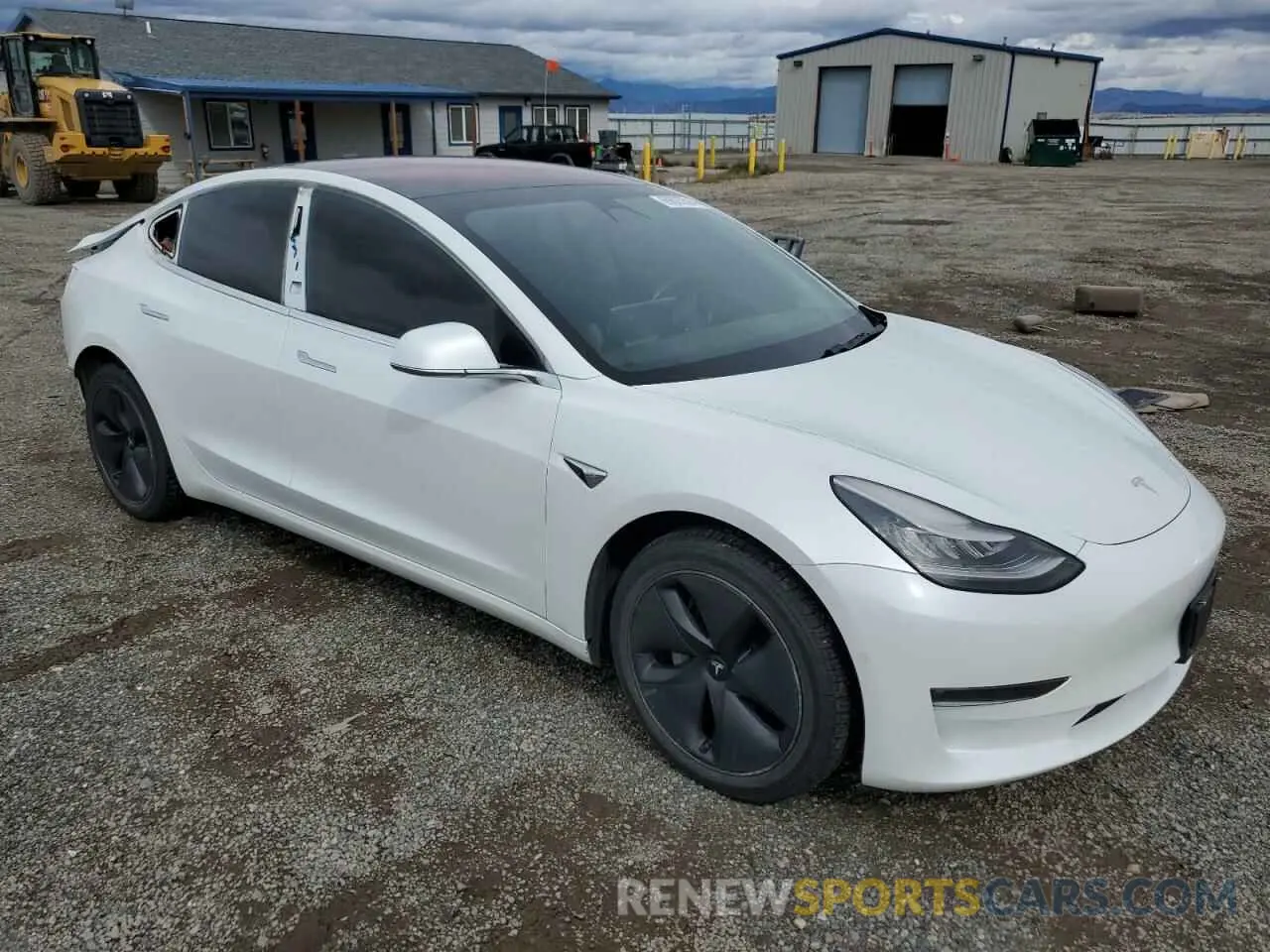 4 Photograph of a damaged car 5YJ3E1EB5KF191580 TESLA MODEL 3 2019