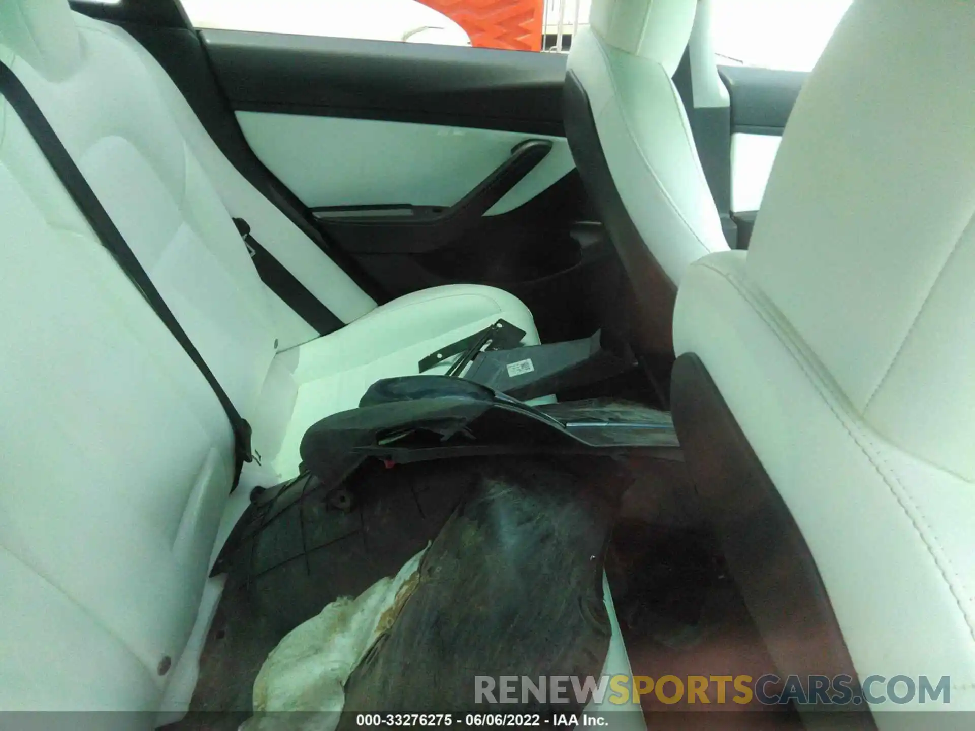 8 Photograph of a damaged car 5YJ3E1EB5KF192423 TESLA MODEL 3 2019