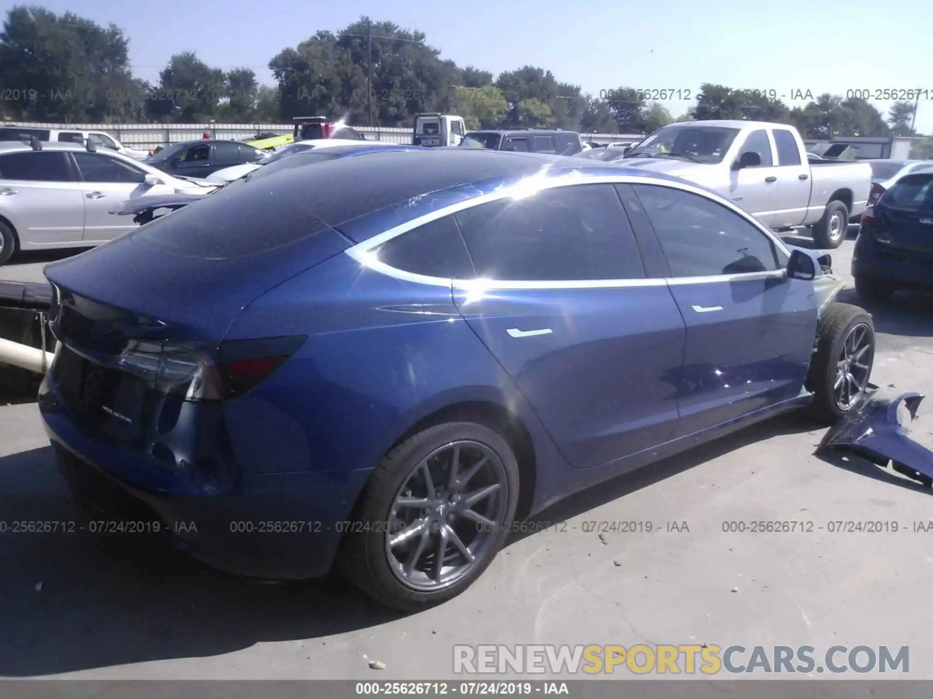 4 Photograph of a damaged car 5YJ3E1EB5KF193734 TESLA MODEL 3 2019