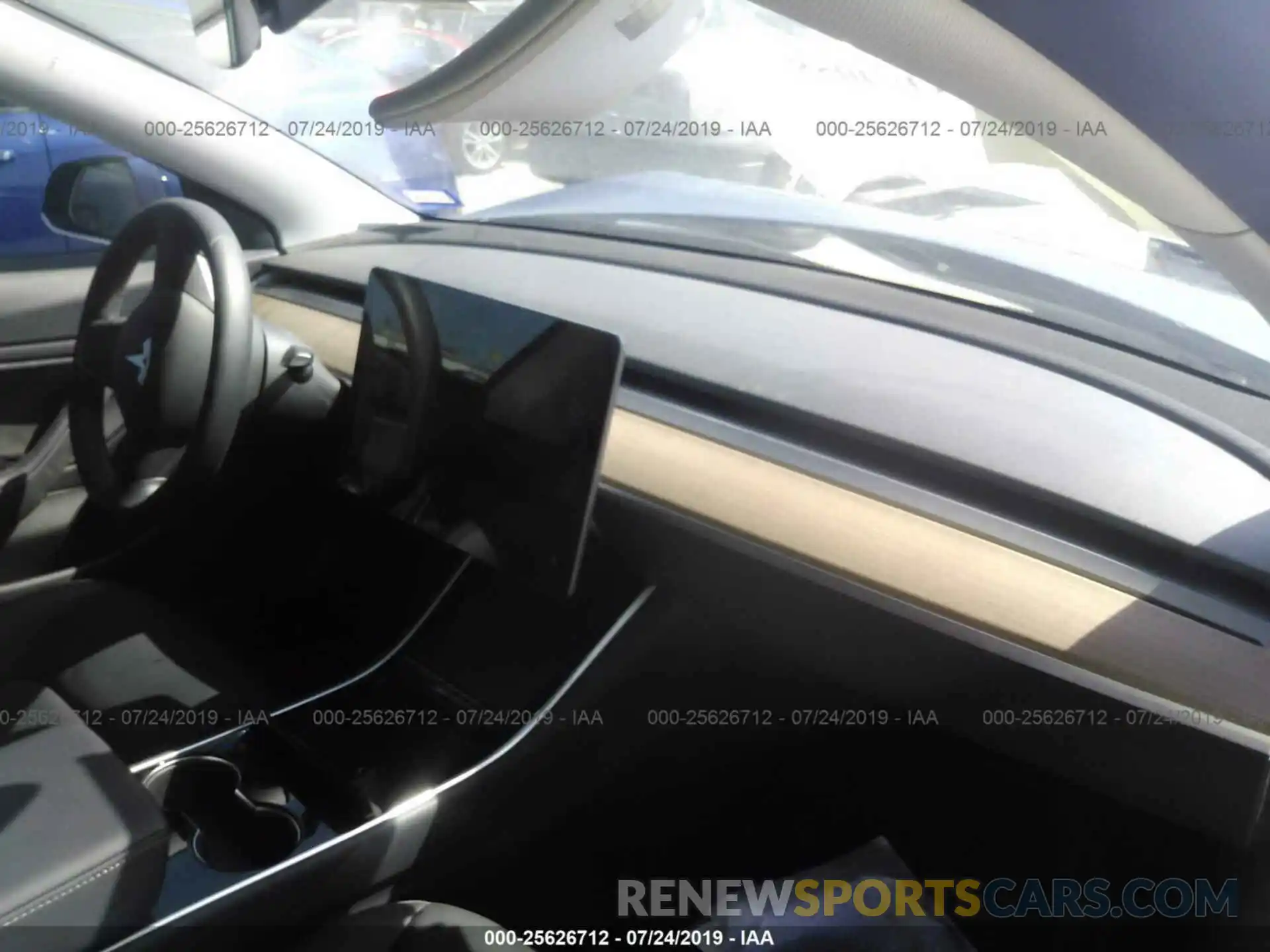 5 Photograph of a damaged car 5YJ3E1EB5KF193734 TESLA MODEL 3 2019