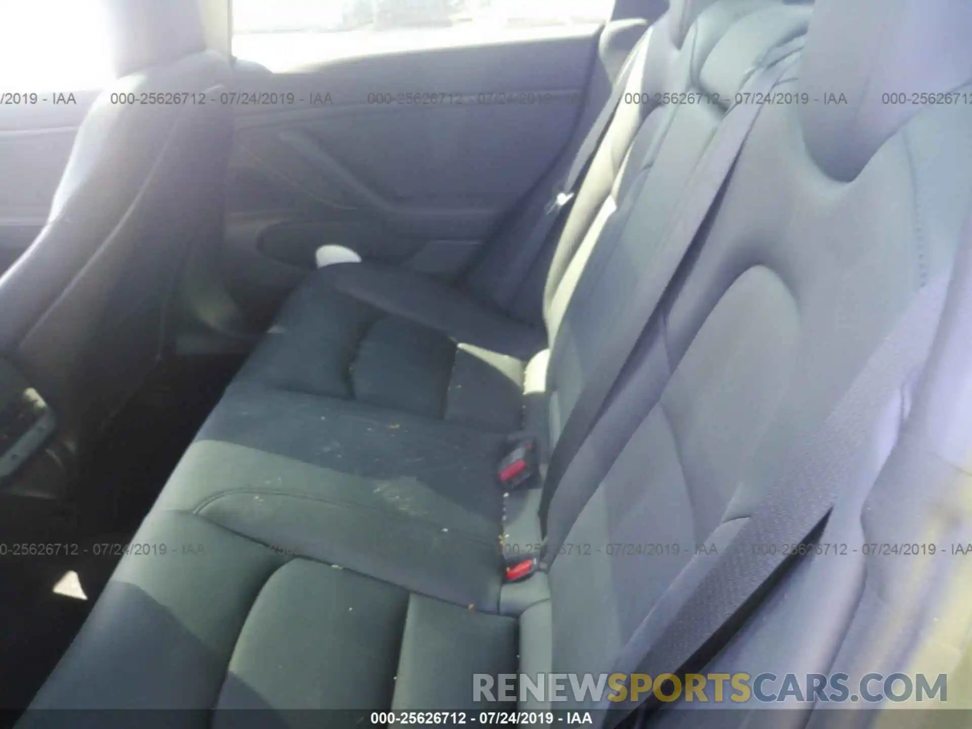 8 Photograph of a damaged car 5YJ3E1EB5KF193734 TESLA MODEL 3 2019