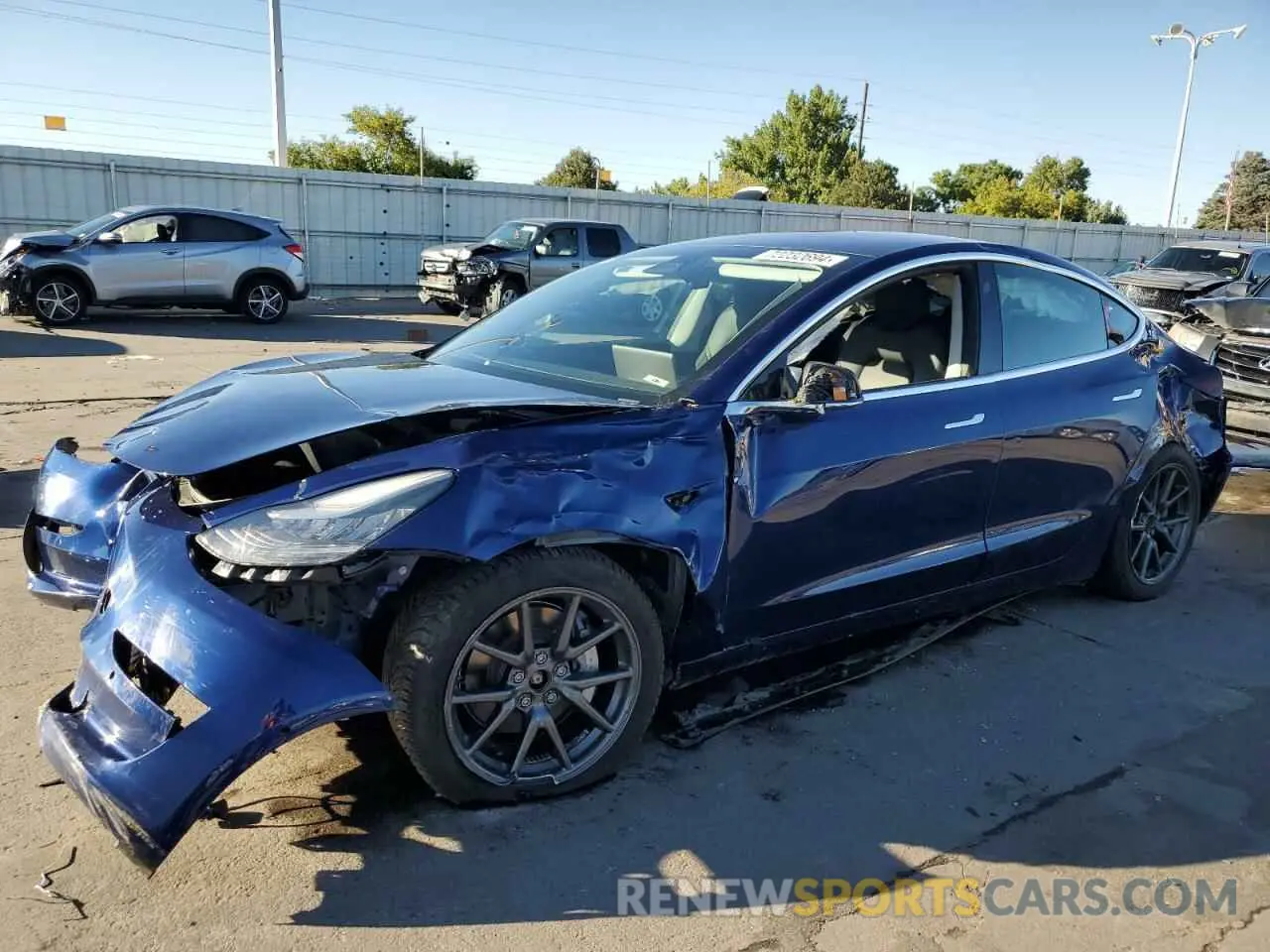 1 Photograph of a damaged car 5YJ3E1EB5KF199484 TESLA MODEL 3 2019