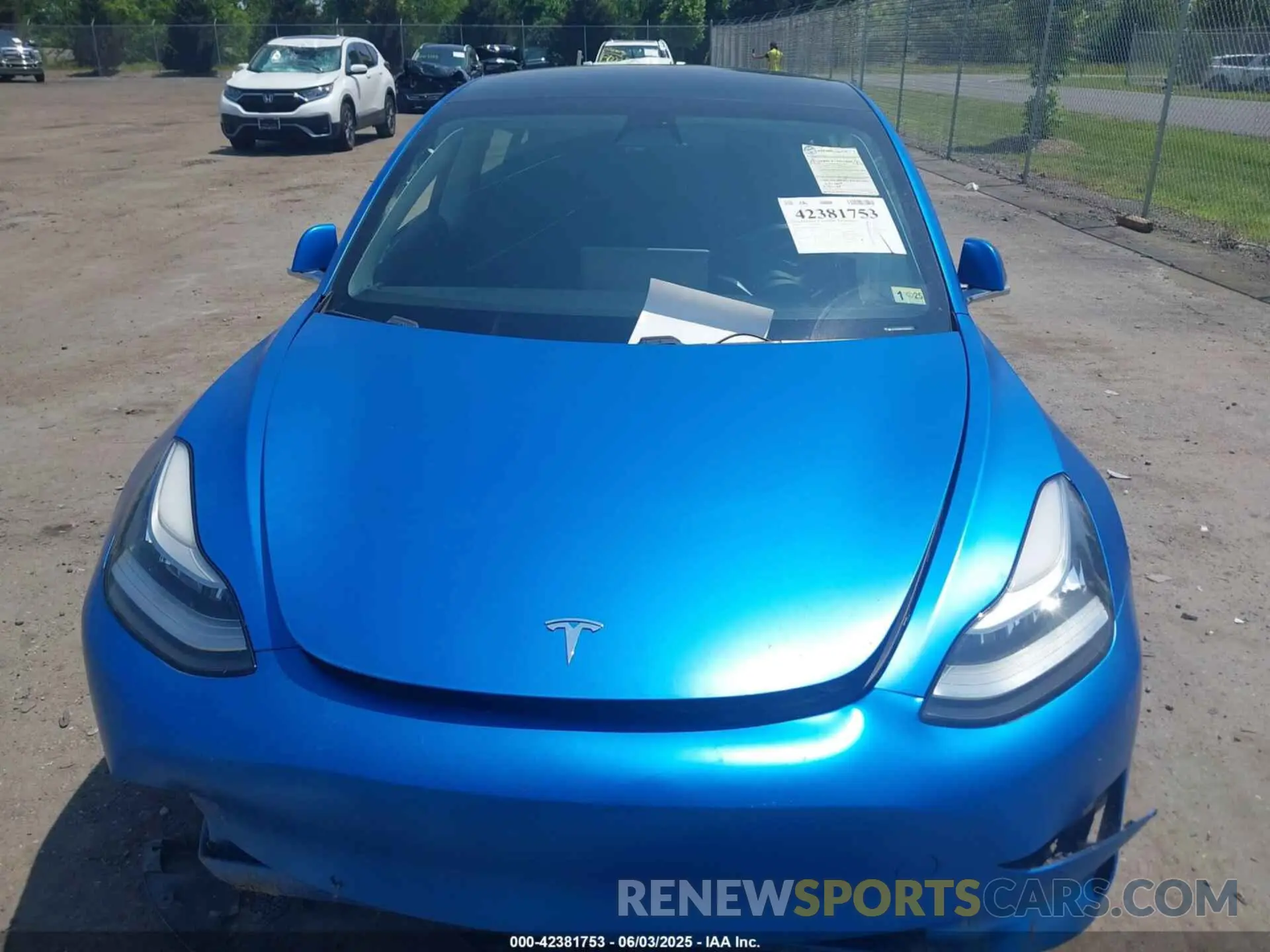 11 Photograph of a damaged car 5YJ3E1EB5KF208748 TESLA MODEL 3 2019