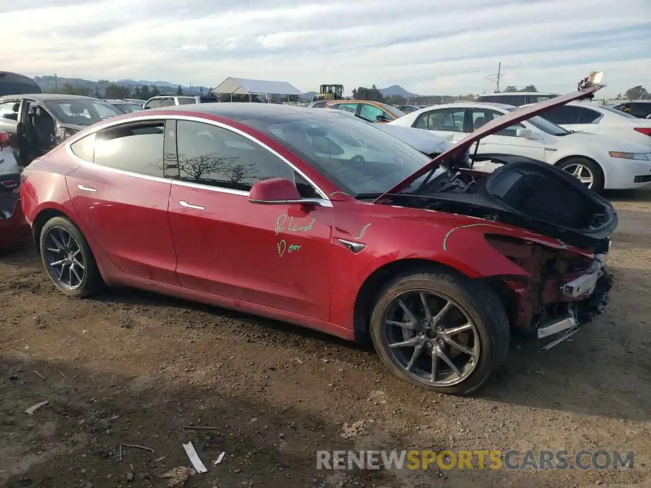 4 Photograph of a damaged car 5YJ3E1EB5KF359282 TESLA MODEL 3 2019