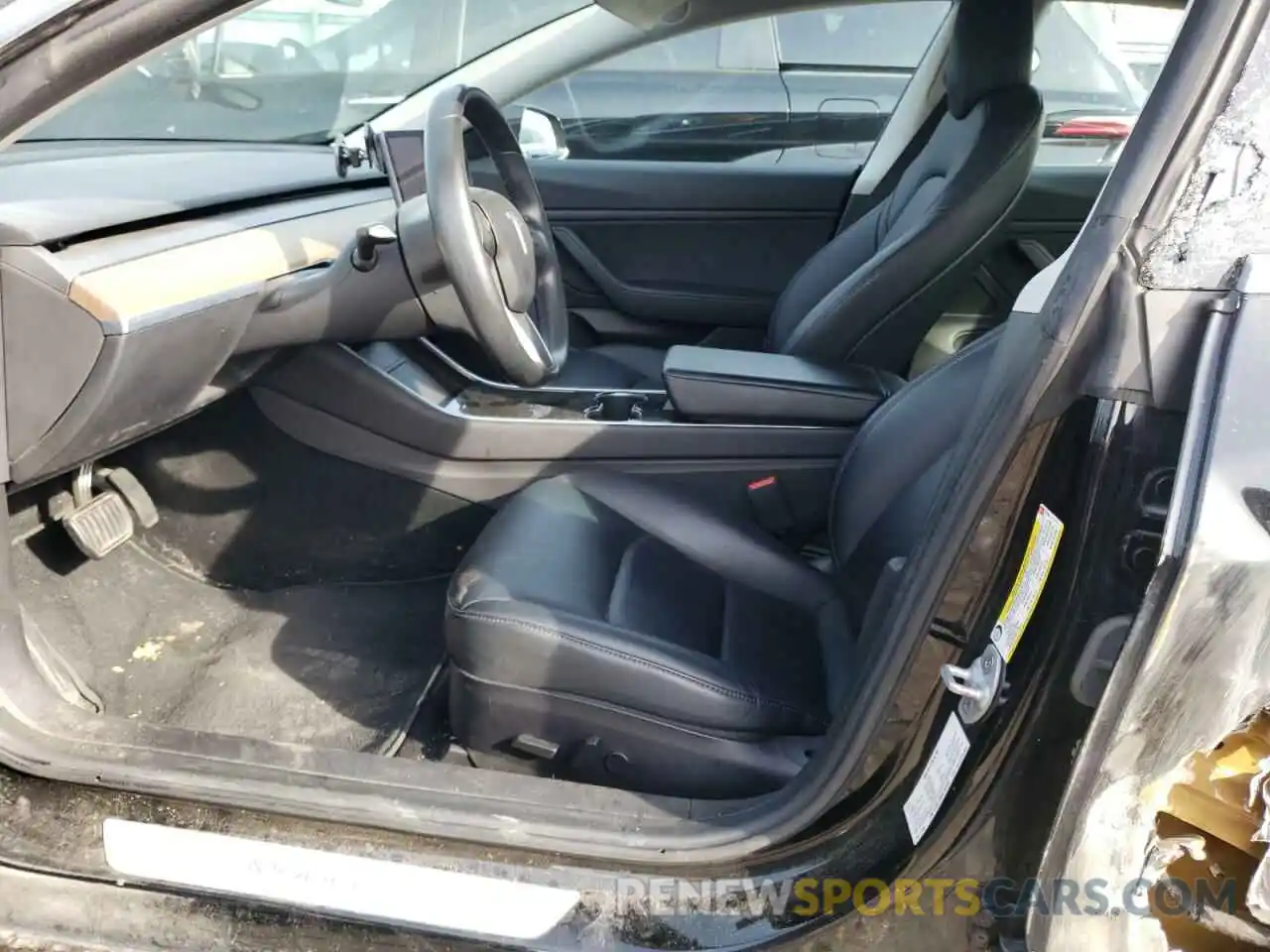 7 Photograph of a damaged car 5YJ3E1EB5KF361307 TESLA MODEL 3 2019