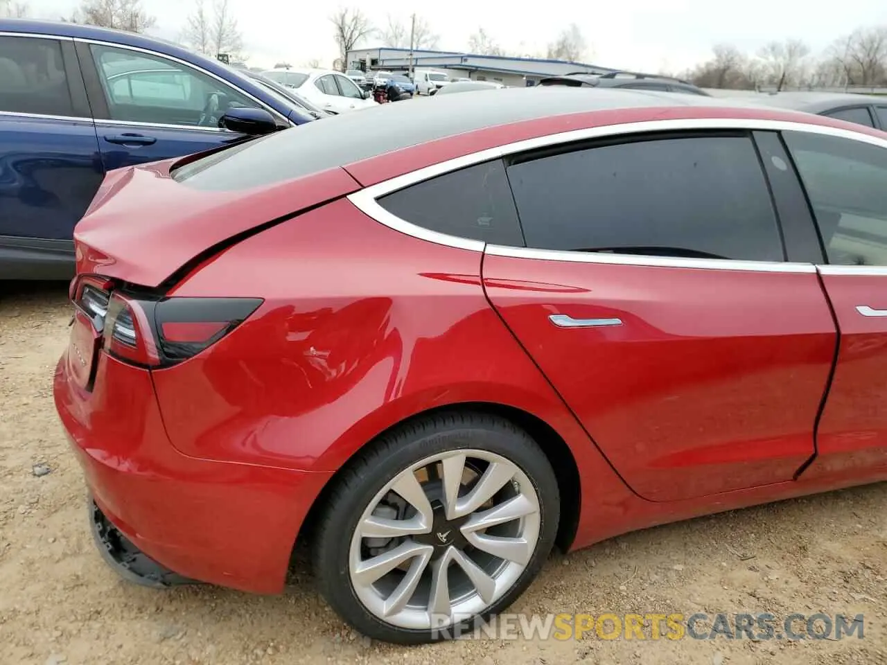 10 Photograph of a damaged car 5YJ3E1EB5KF364787 TESLA MODEL 3 2019