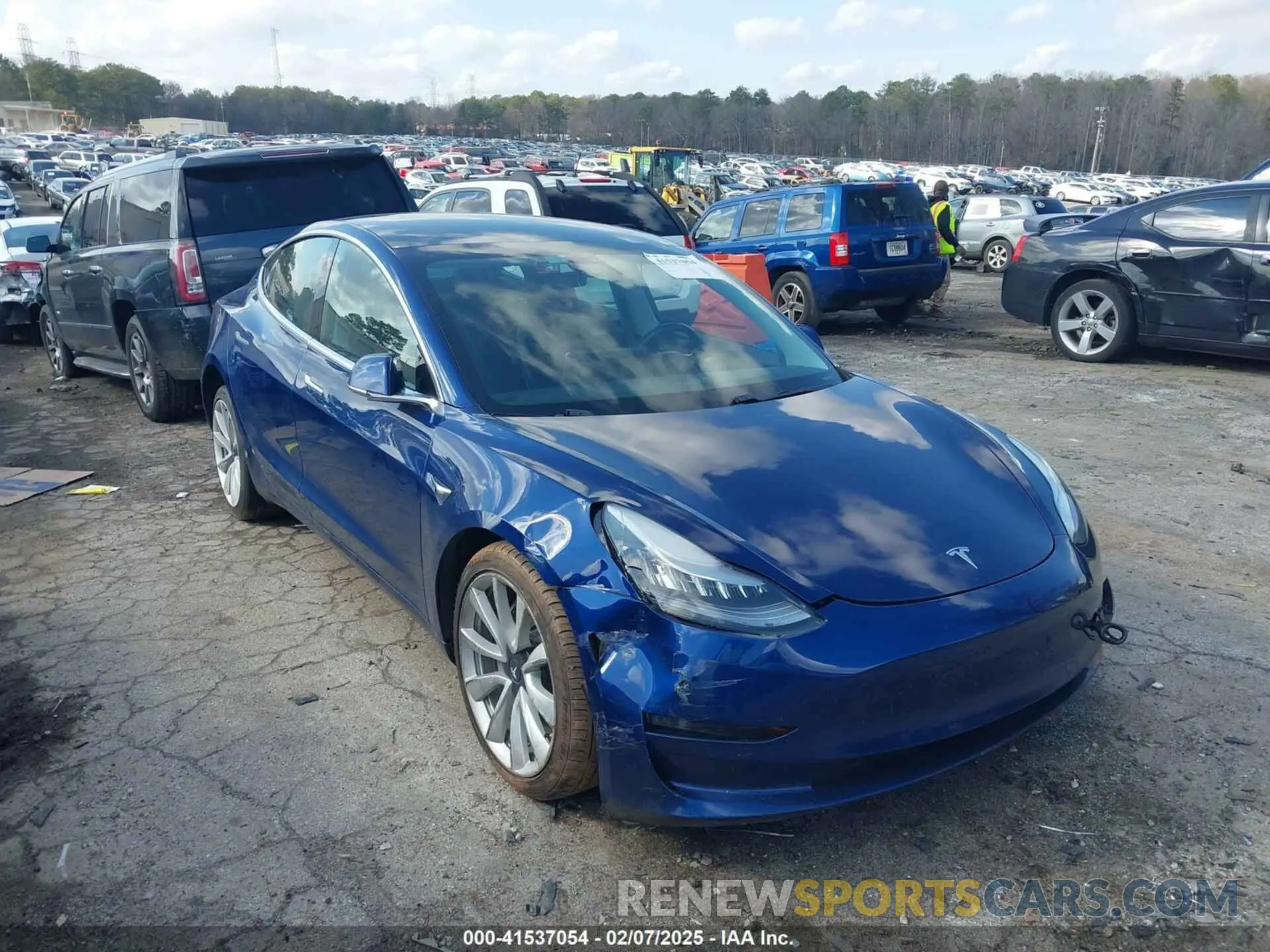 1 Photograph of a damaged car 5YJ3E1EB5KF365471 TESLA MODEL 3 2019