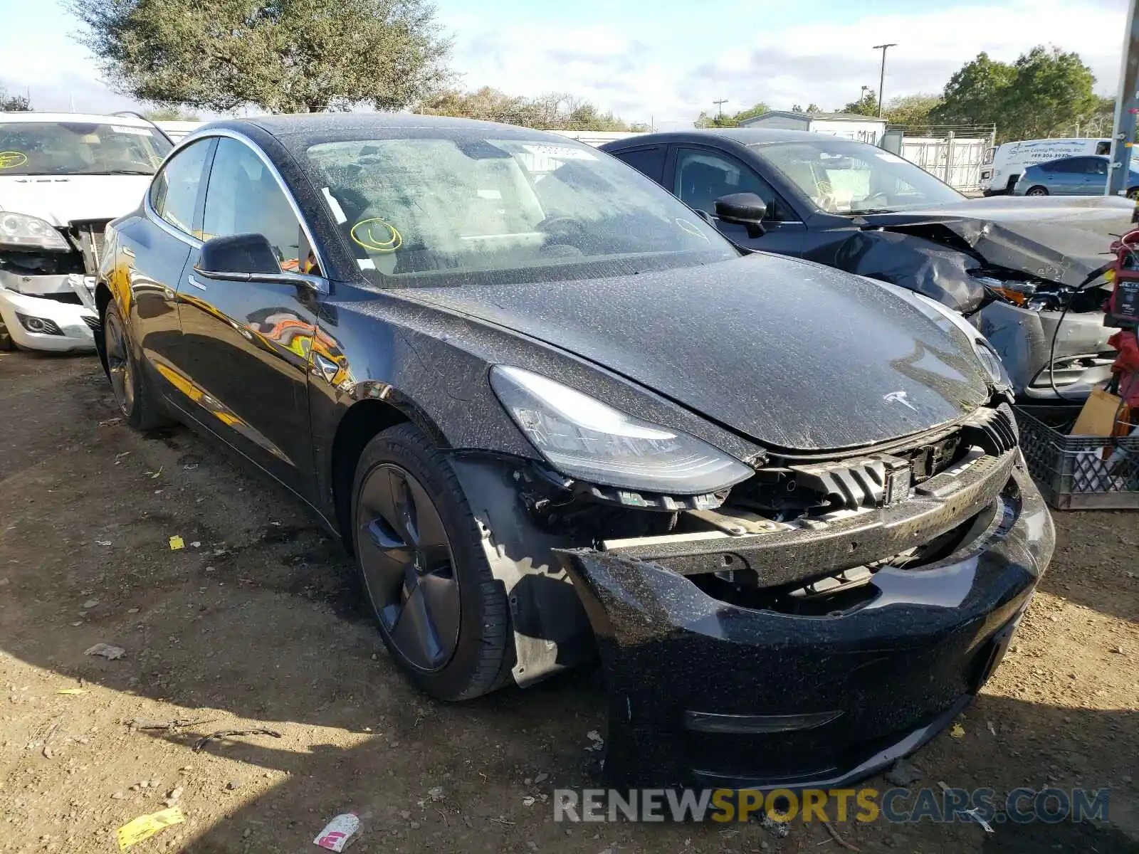 1 Photograph of a damaged car 5YJ3E1EB5KF385199 TESLA MODEL 3 2019