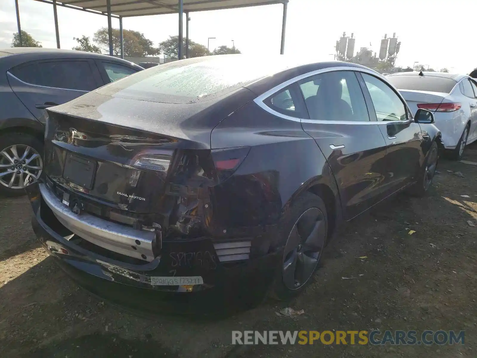 4 Photograph of a damaged car 5YJ3E1EB5KF385199 TESLA MODEL 3 2019