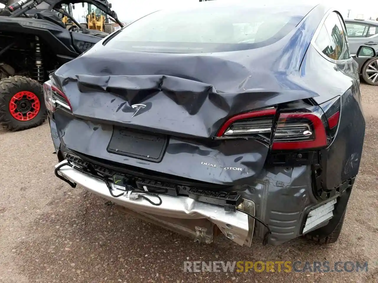 9 Photograph of a damaged car 5YJ3E1EB5KF386319 TESLA MODEL 3 2019