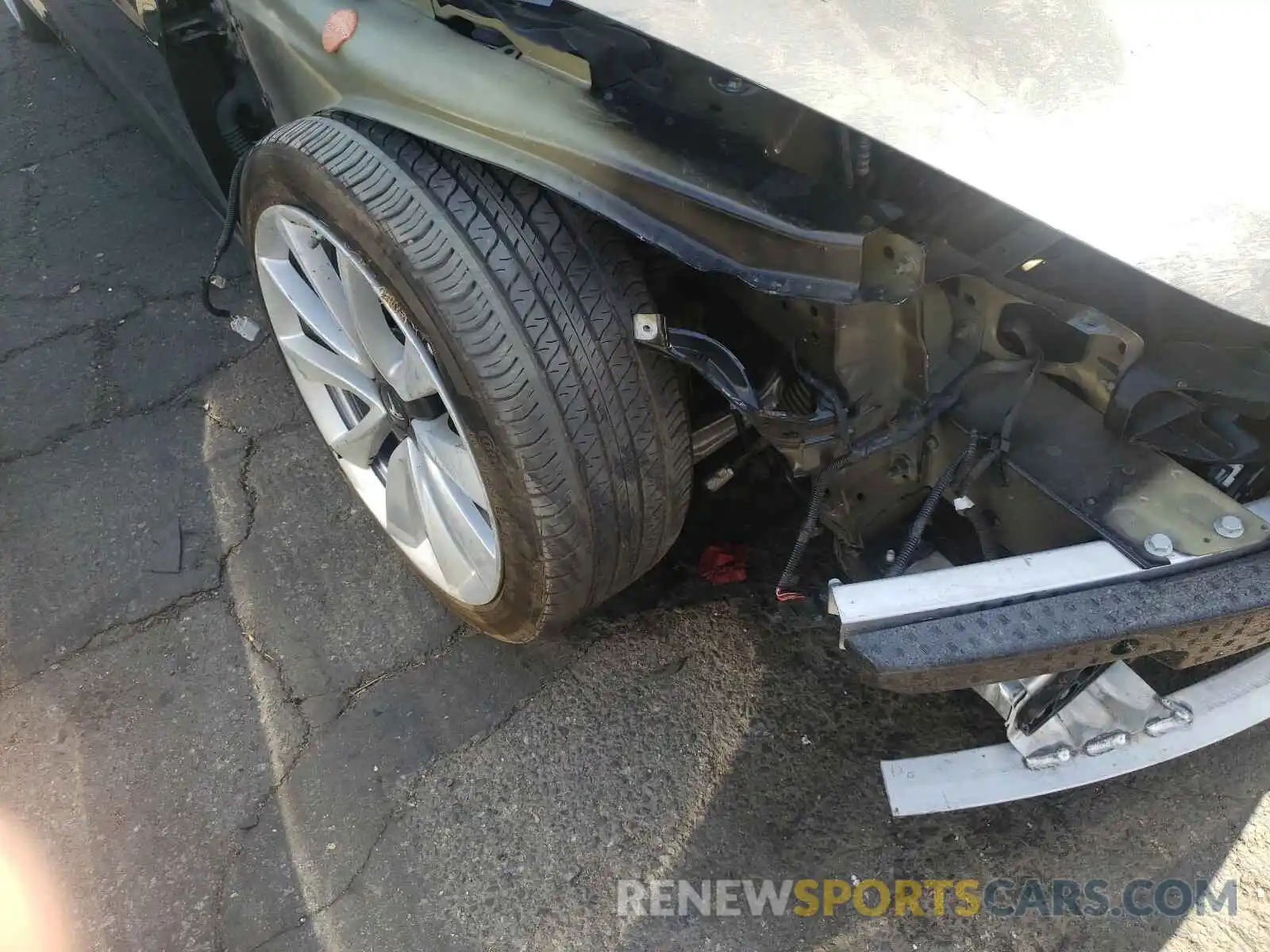 9 Photograph of a damaged car 5YJ3E1EB5KF388880 TESLA MODEL 3 2019