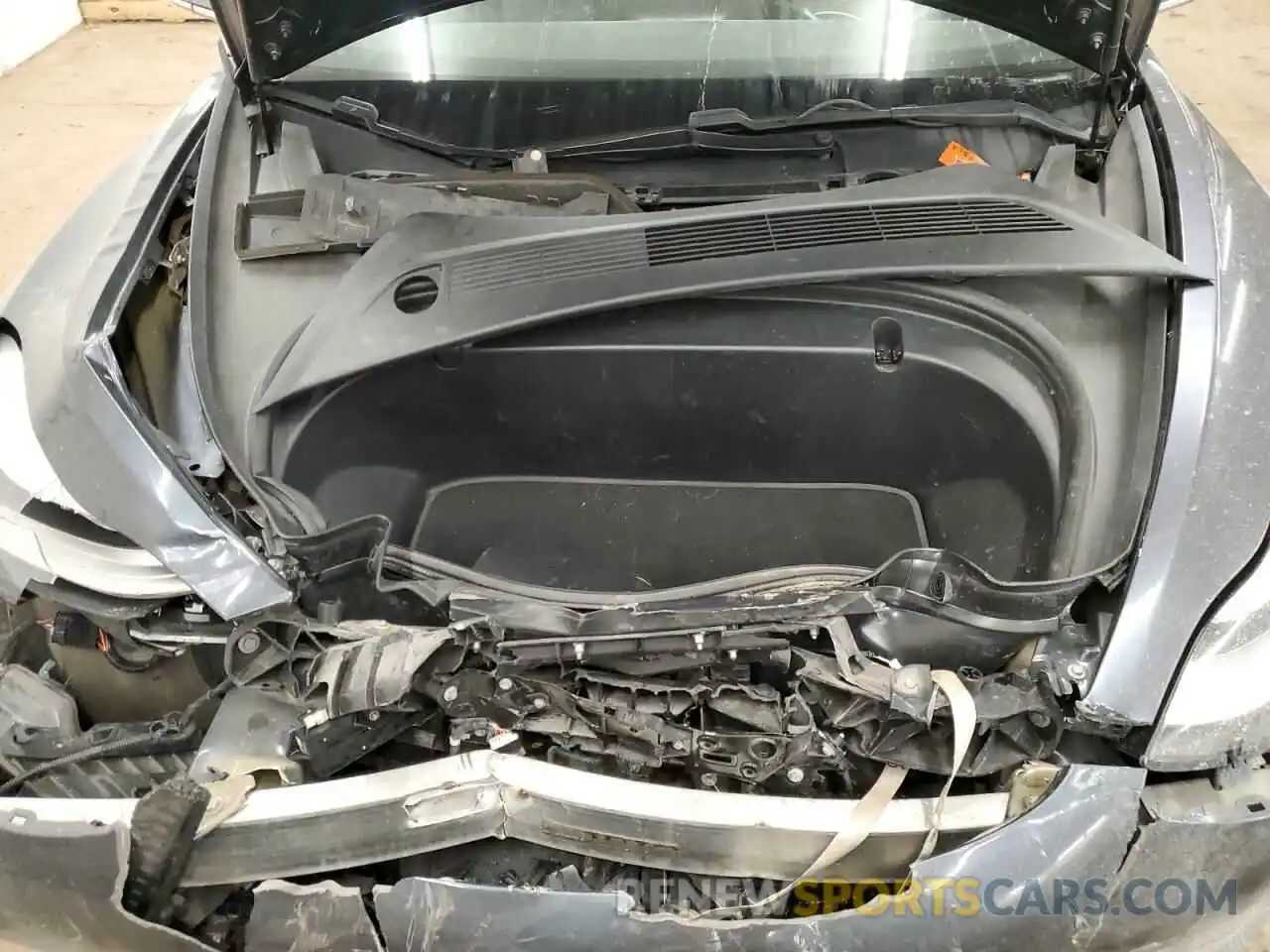 11 Photograph of a damaged car 5YJ3E1EB5KF389107 TESLA MODEL 3 2019