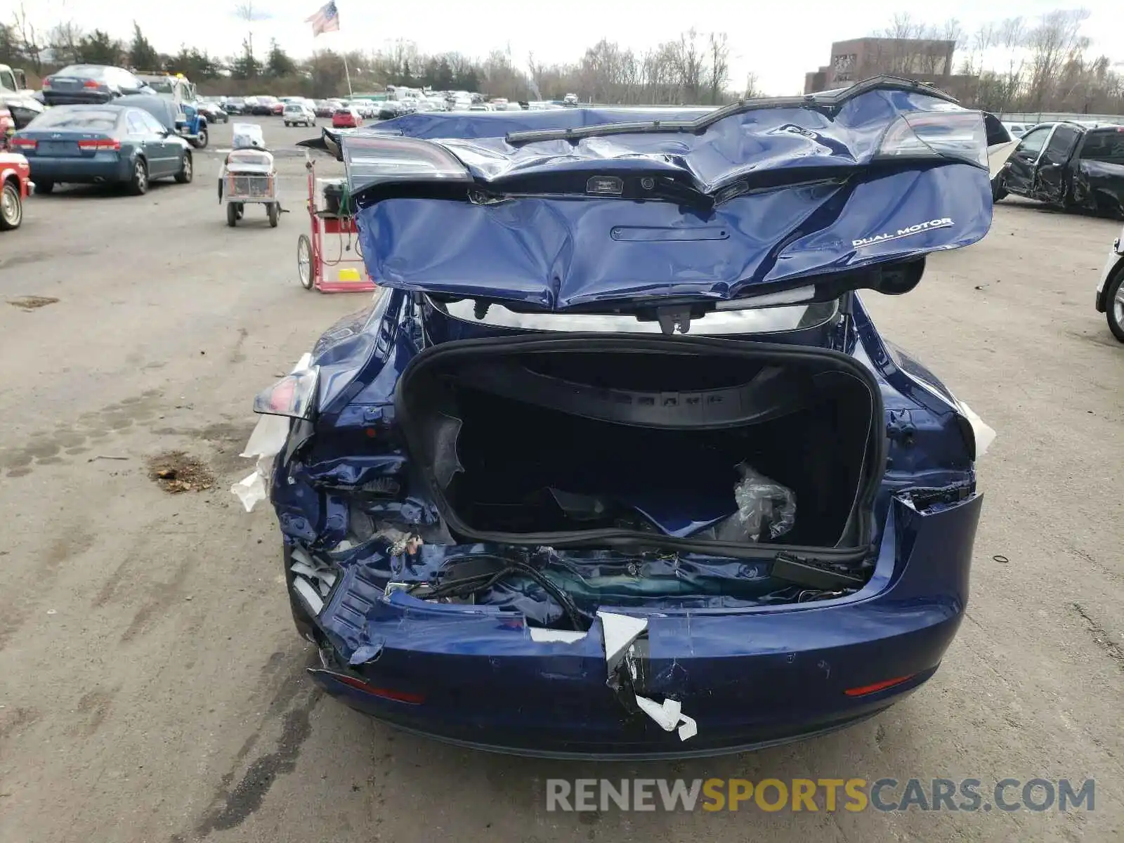 9 Photograph of a damaged car 5YJ3E1EB5KF393576 TESLA MODEL 3 2019