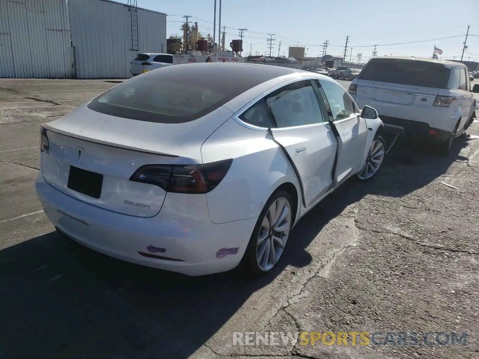 4 Photograph of a damaged car 5YJ3E1EB5KF407086 TESLA MODEL 3 2019