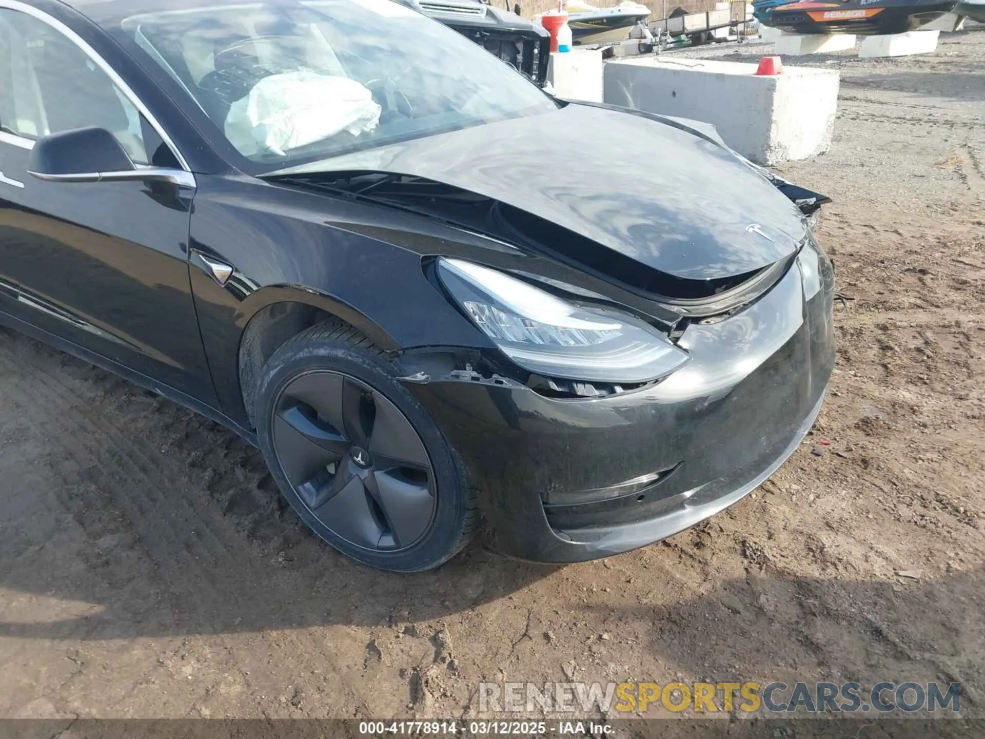 19 Photograph of a damaged car 5YJ3E1EB5KF414748 TESLA MODEL 3 2019