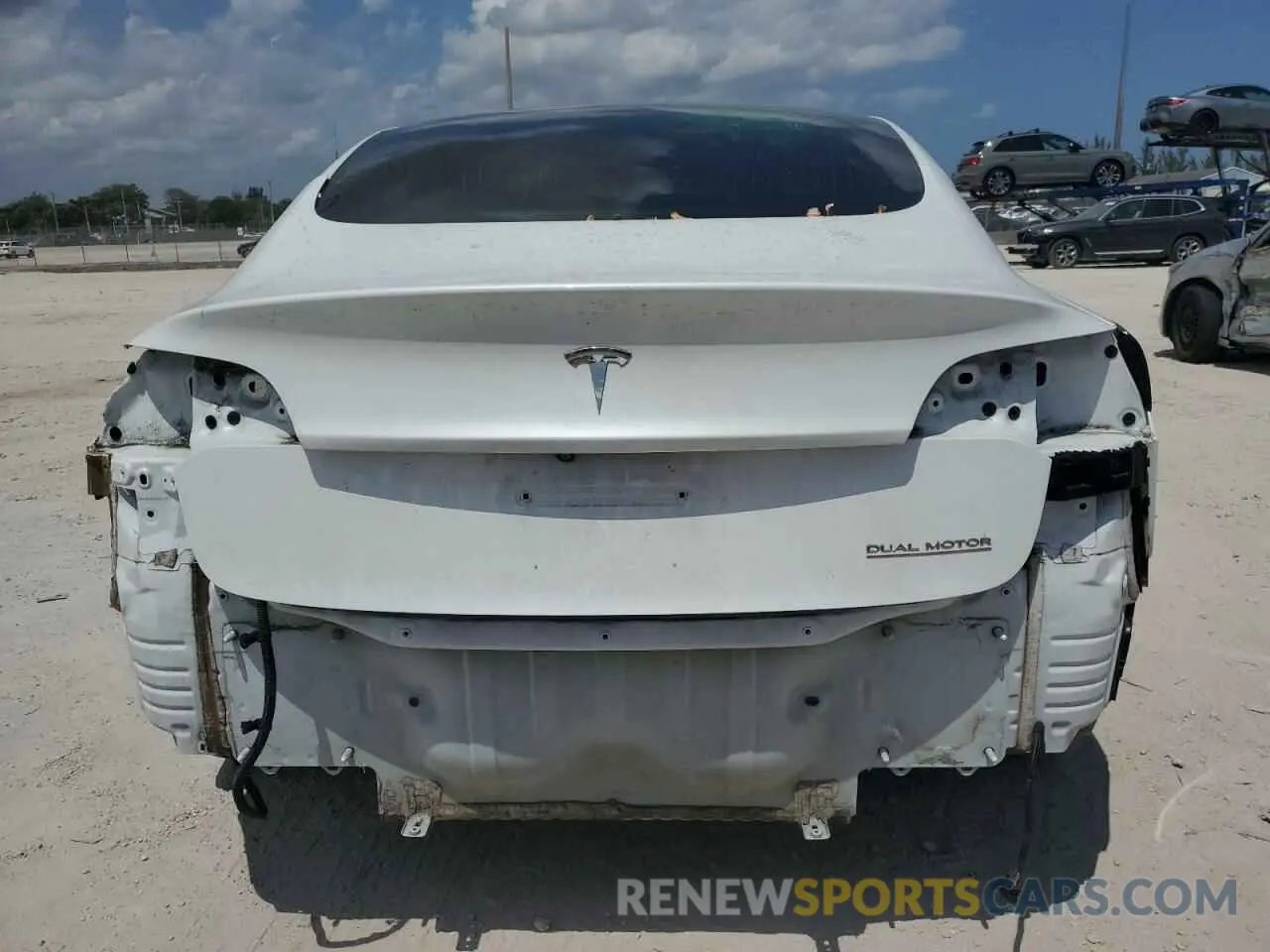6 Photograph of a damaged car 5YJ3E1EB5KF418329 TESLA MODEL 3 2019