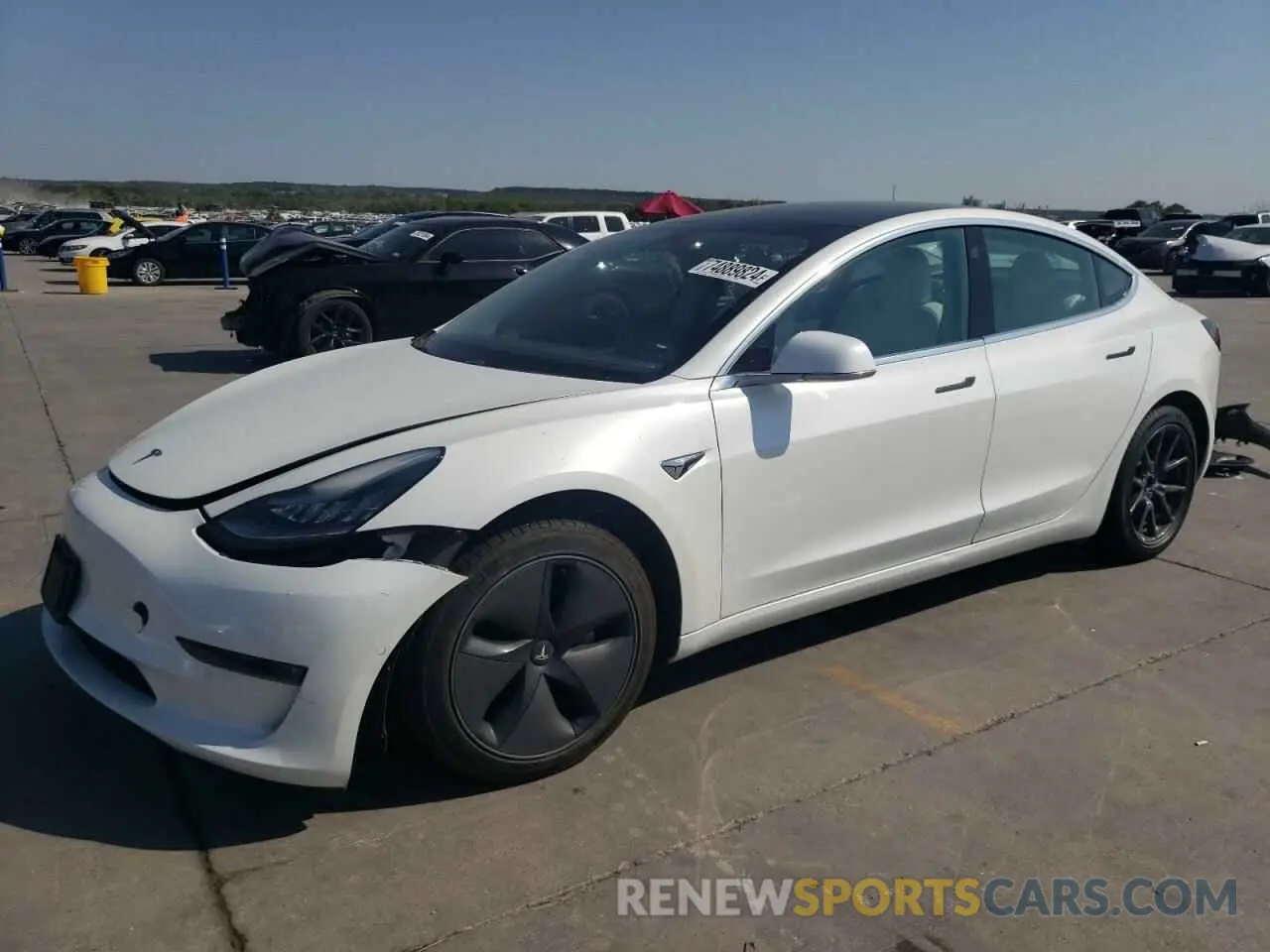 1 Photograph of a damaged car 5YJ3E1EB5KF421554 TESLA MODEL 3 2019
