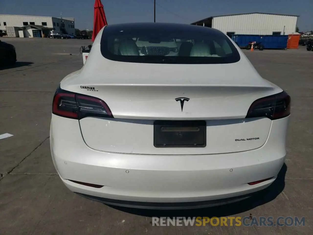6 Photograph of a damaged car 5YJ3E1EB5KF421554 TESLA MODEL 3 2019