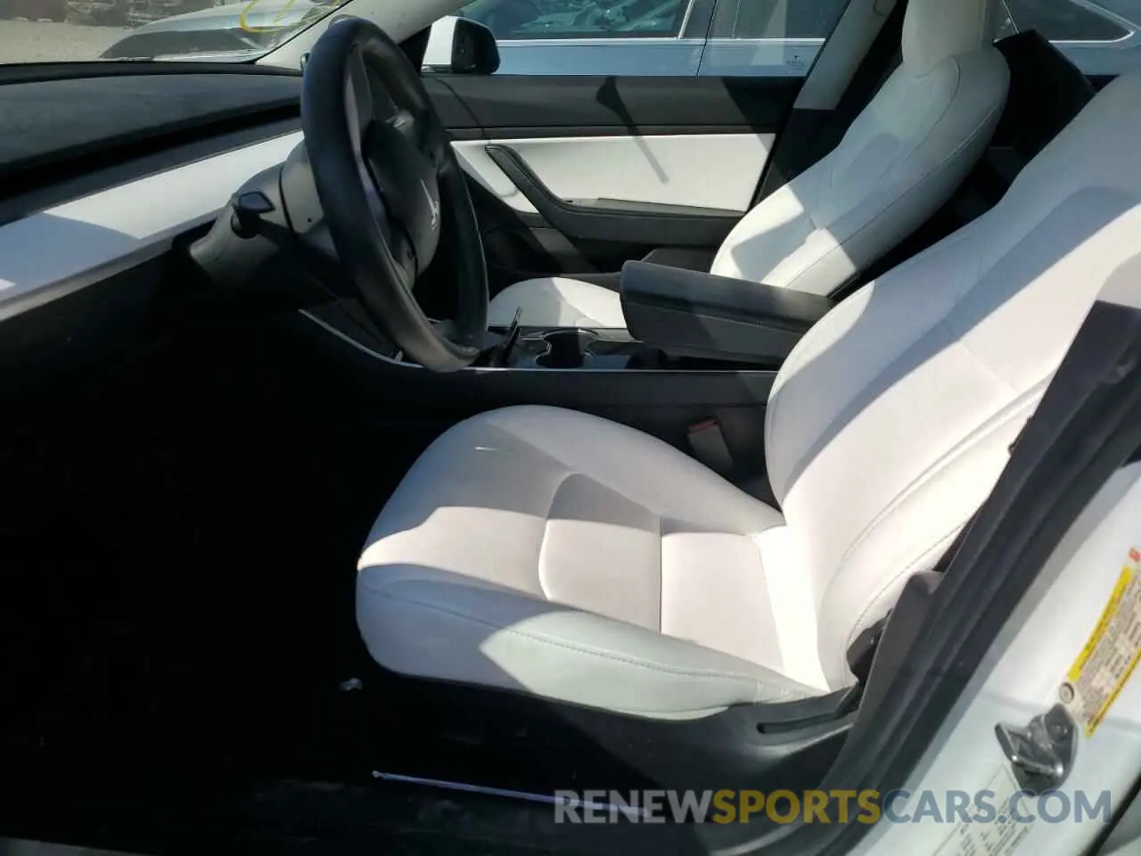 7 Photograph of a damaged car 5YJ3E1EB5KF421554 TESLA MODEL 3 2019