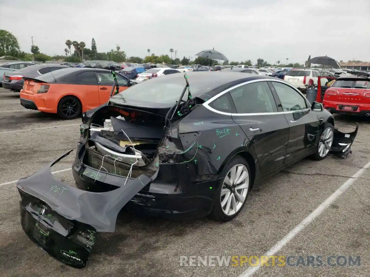 4 Photograph of a damaged car 5YJ3E1EB5KF433574 TESLA MODEL 3 2019