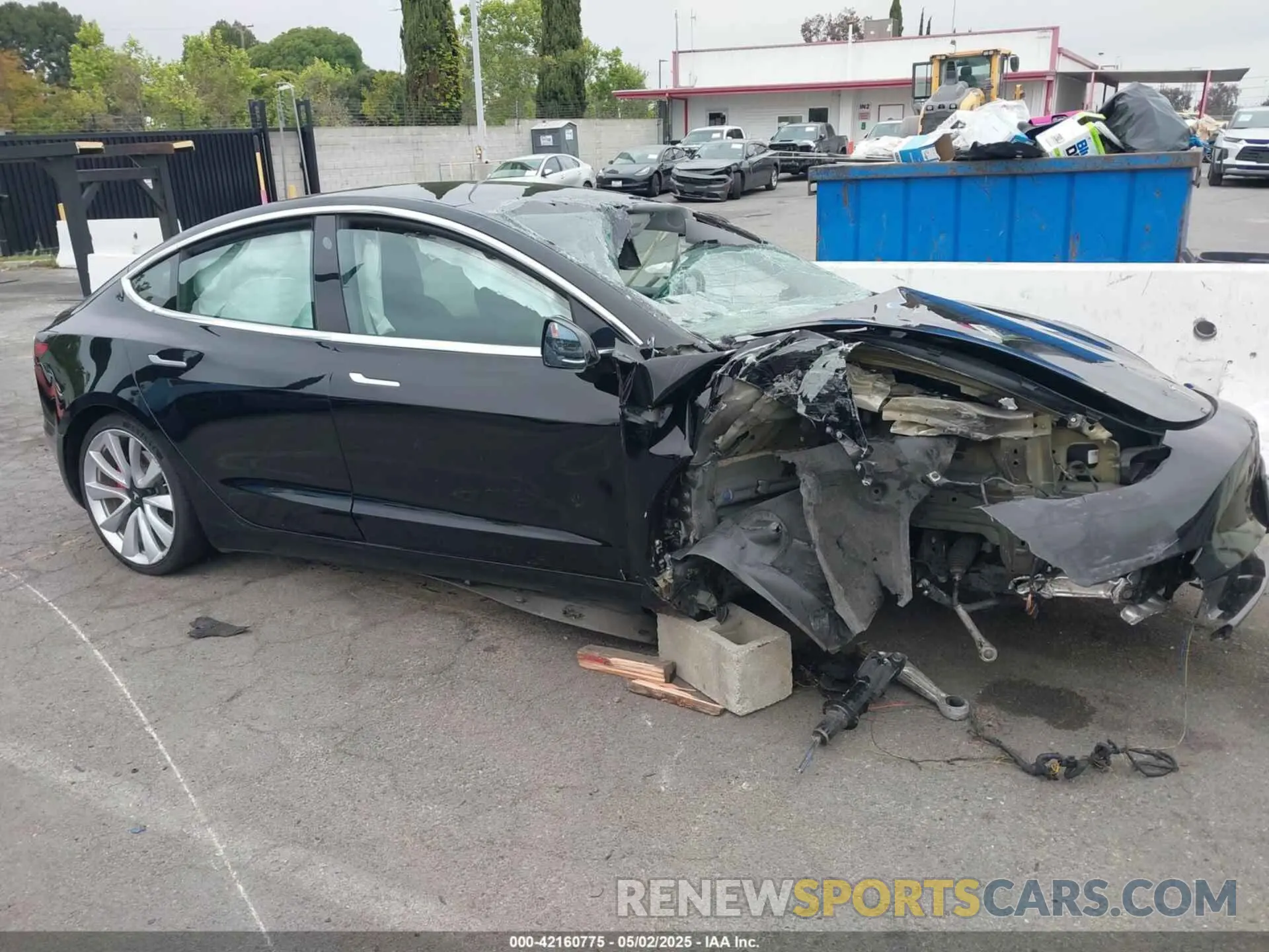 13 Photograph of a damaged car 5YJ3E1EB5KF434613 TESLA MODEL 3 2019