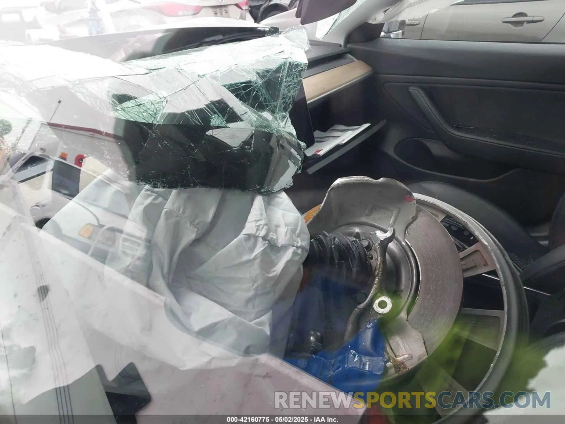17 Photograph of a damaged car 5YJ3E1EB5KF434613 TESLA MODEL 3 2019