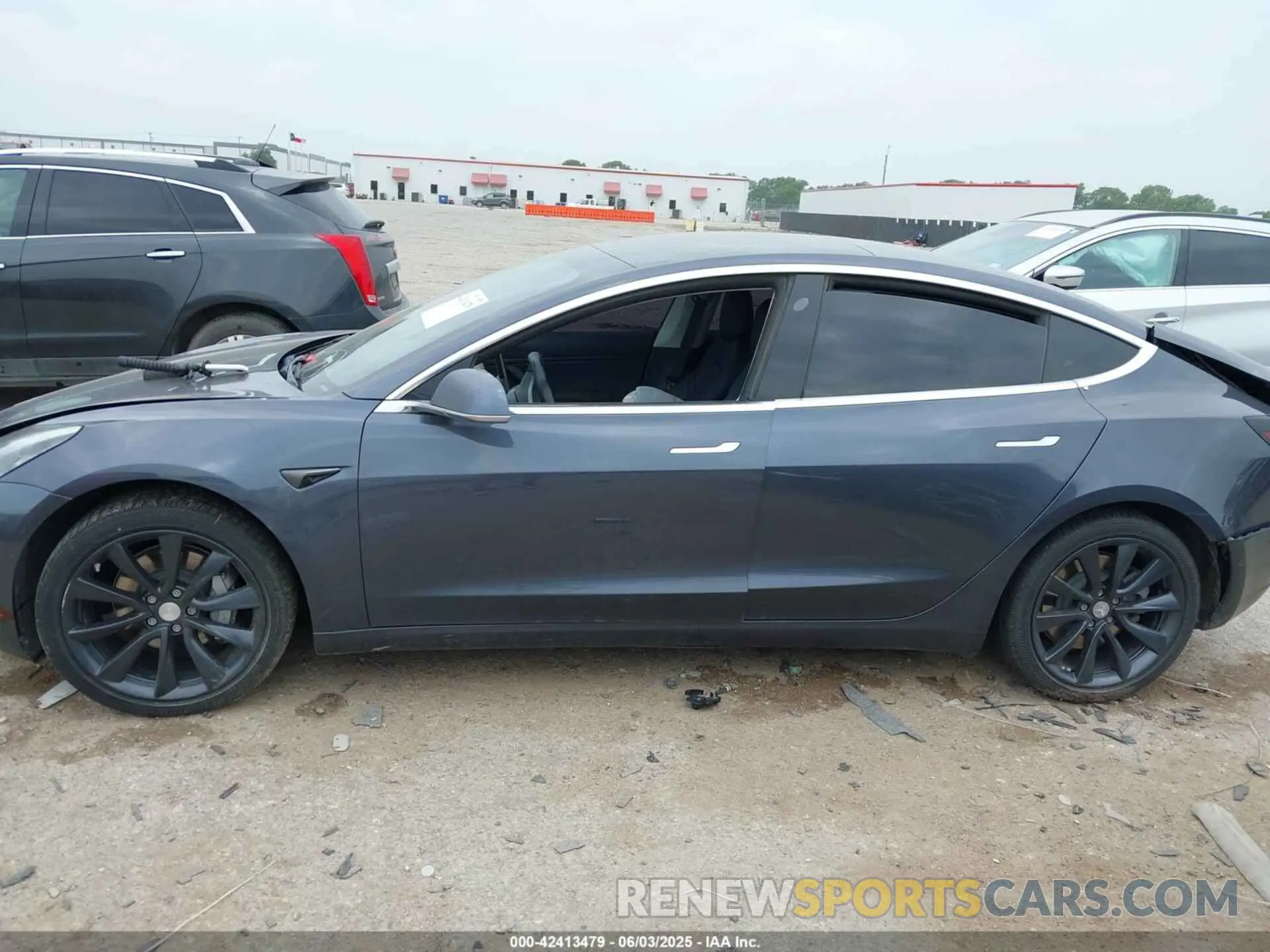 12 Photograph of a damaged car 5YJ3E1EB5KF437575 TESLA MODEL 3 2019