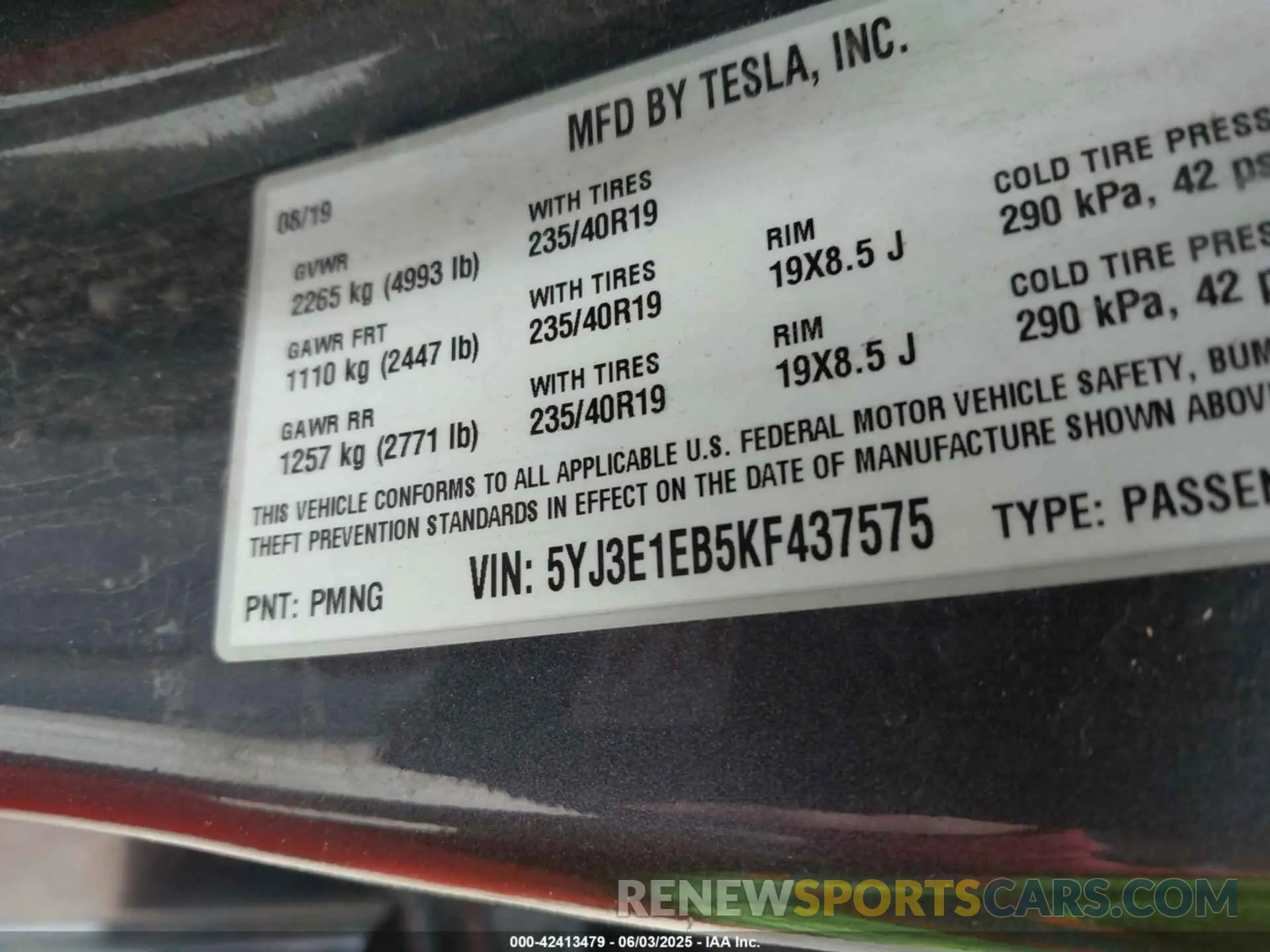 8 Photograph of a damaged car 5YJ3E1EB5KF437575 TESLA MODEL 3 2019