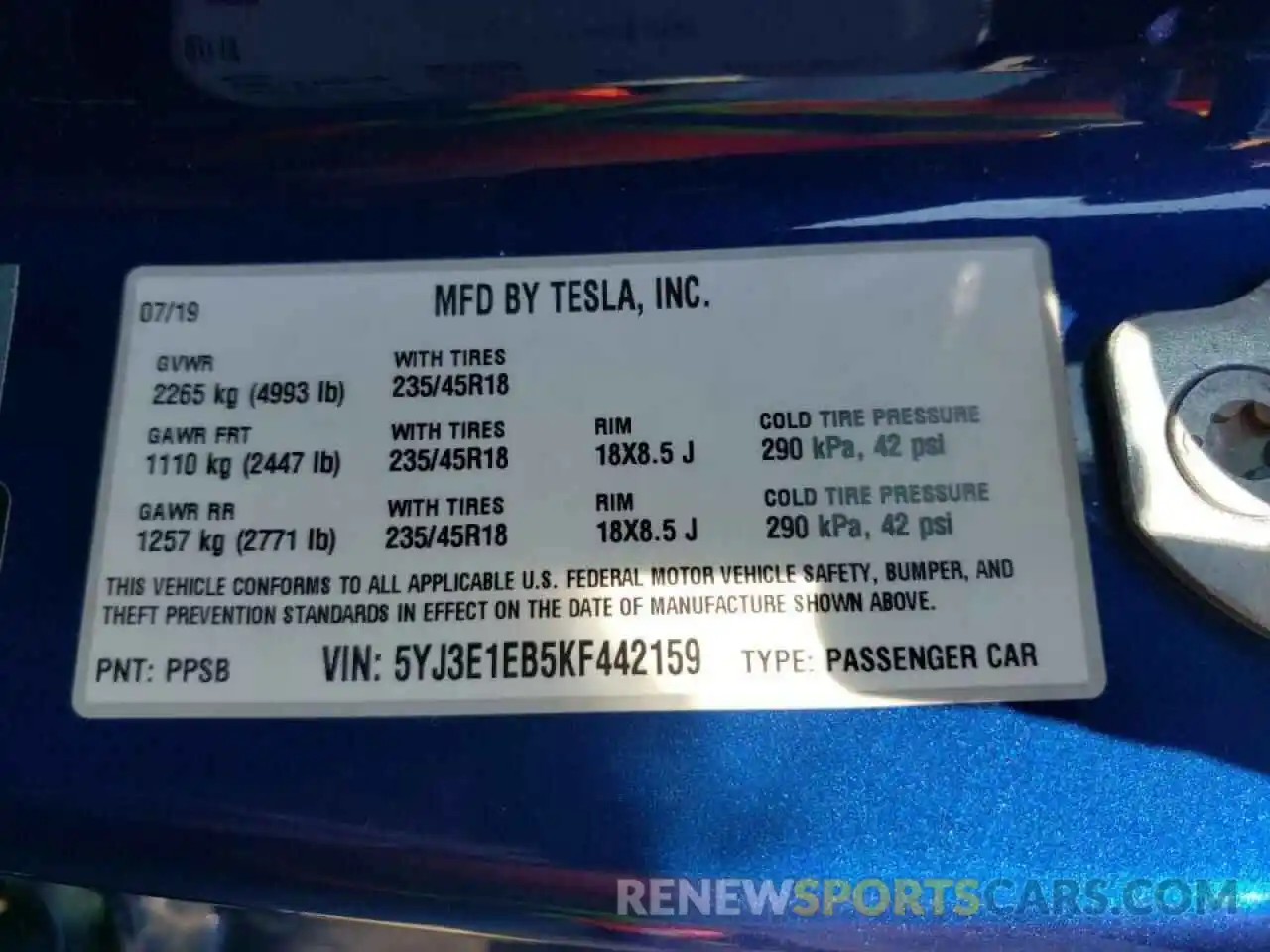 10 Photograph of a damaged car 5YJ3E1EB5KF442159 TESLA MODEL 3 2019