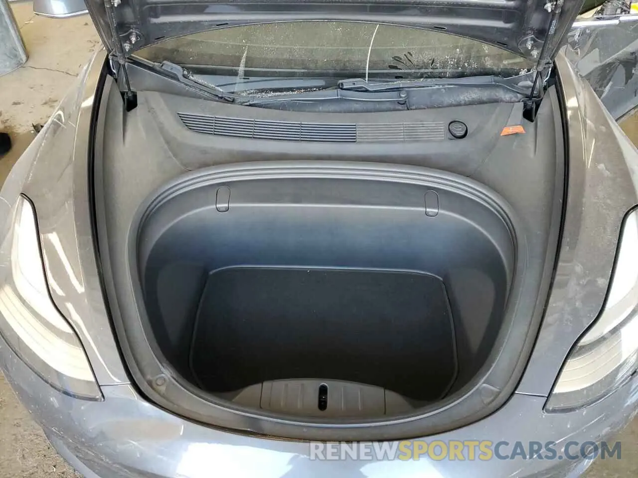 11 Photograph of a damaged car 5YJ3E1EB5KF453064 TESLA MODEL 3 2019