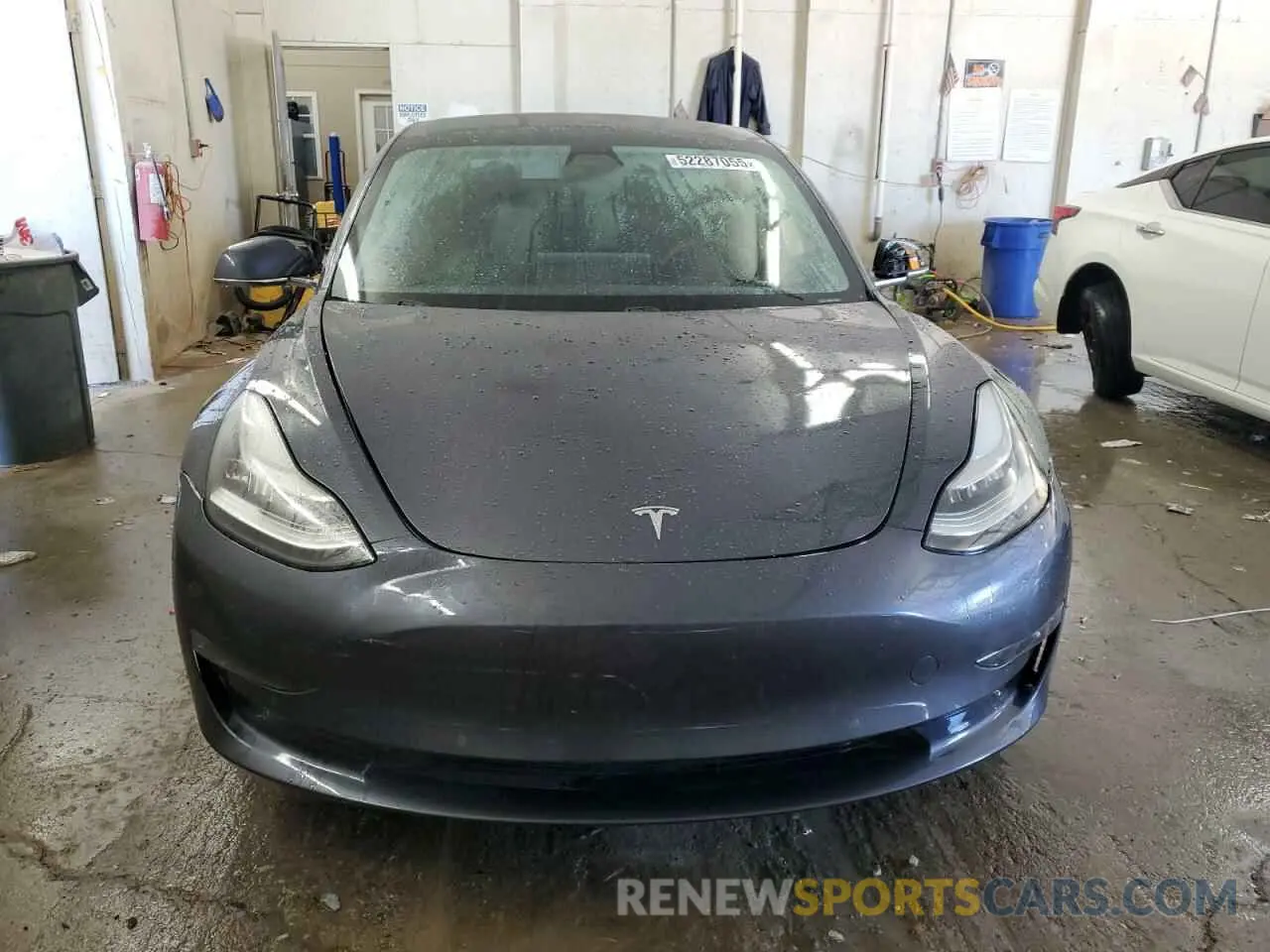 5 Photograph of a damaged car 5YJ3E1EB5KF453064 TESLA MODEL 3 2019