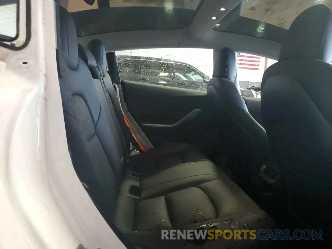 10 Photograph of a damaged car 5YJ3E1EB5KF454117 TESLA MODEL 3 2019