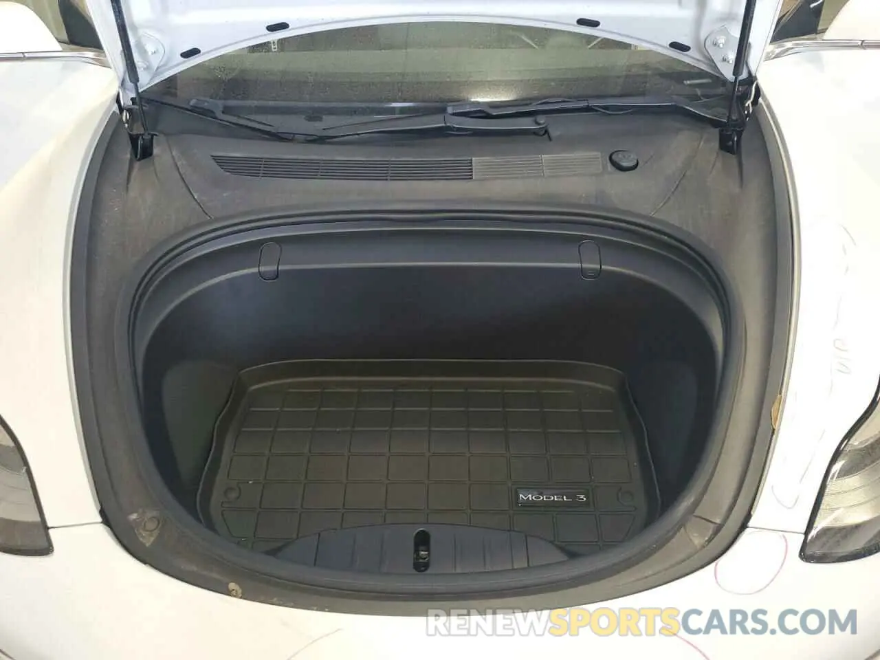11 Photograph of a damaged car 5YJ3E1EB5KF454117 TESLA MODEL 3 2019