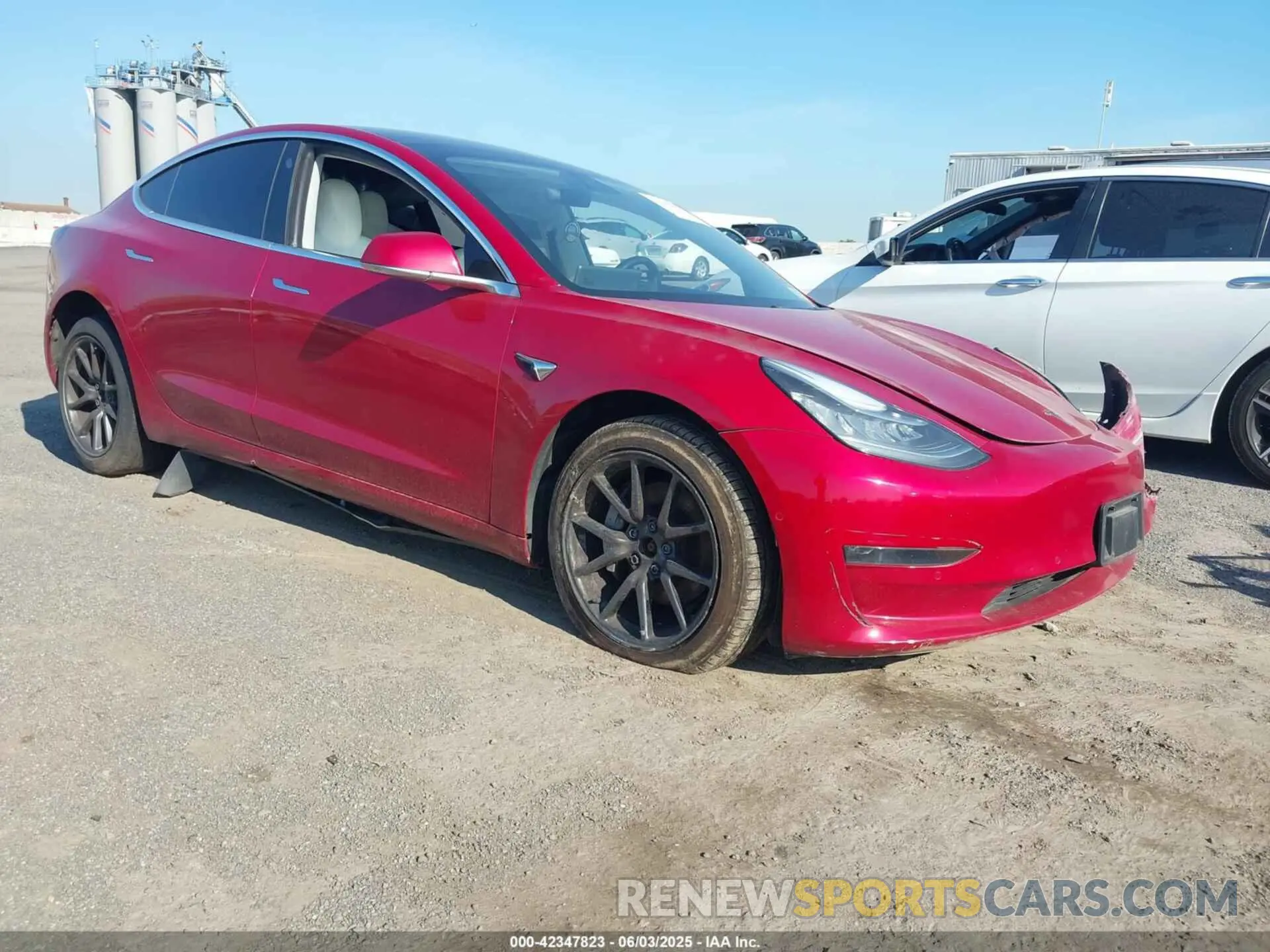 1 Photograph of a damaged car 5YJ3E1EB5KF454456 TESLA MODEL 3 2019
