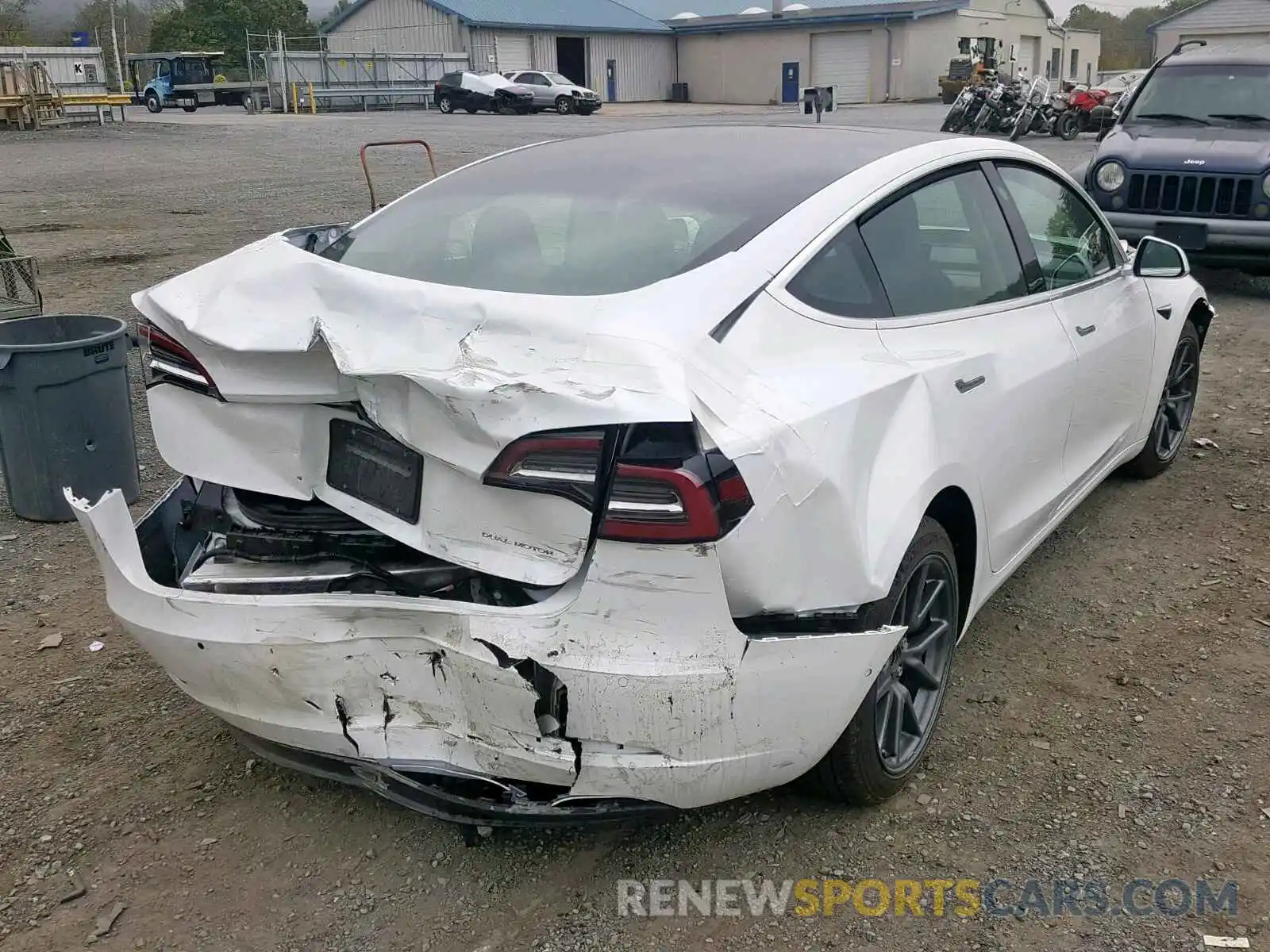 4 Photograph of a damaged car 5YJ3E1EB5KF469765 TESLA MODEL 3 2019