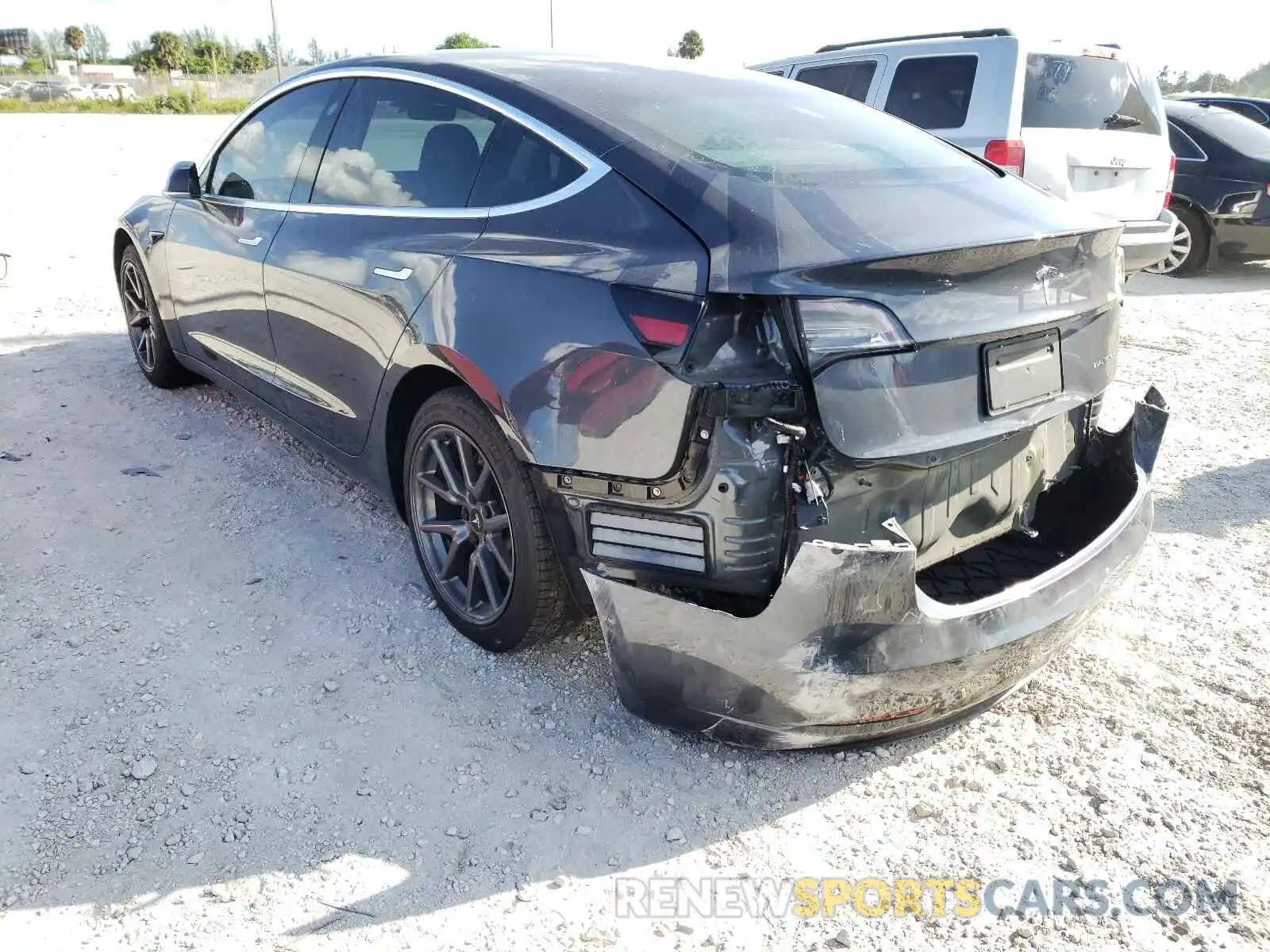 3 Photograph of a damaged car 5YJ3E1EB5KF510346 TESLA MODEL 3 2019