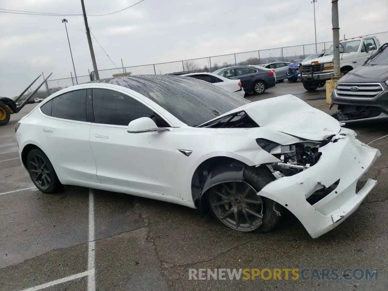 4 Photograph of a damaged car 5YJ3E1EB5KF510718 TESLA MODEL 3 2019