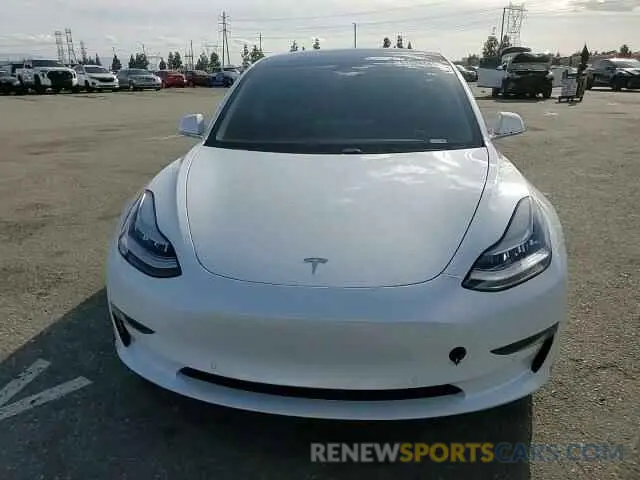 11 Photograph of a damaged car 5YJ3E1EB5KF514171 TESLA MODEL 3 2019
