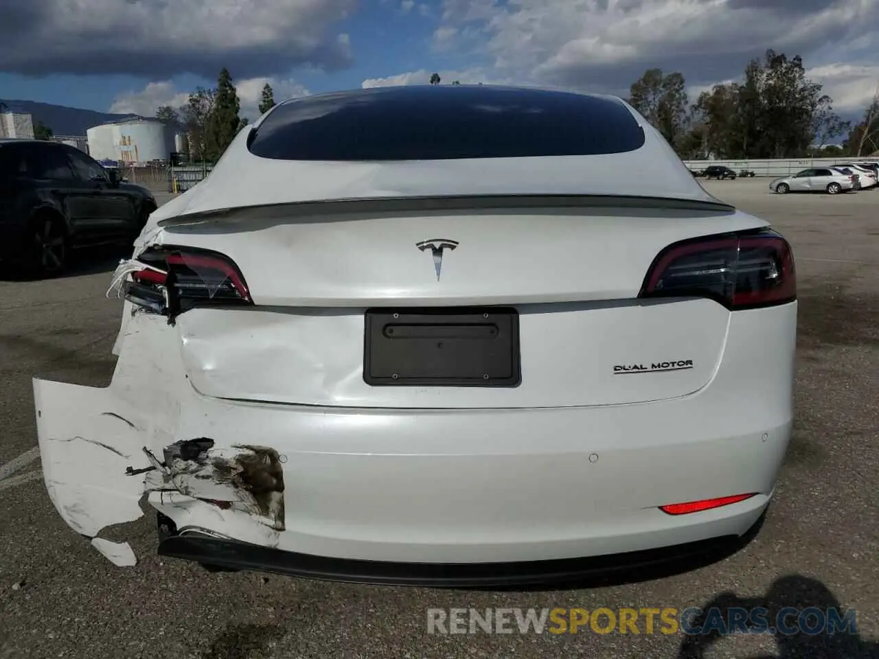 6 Photograph of a damaged car 5YJ3E1EB5KF514171 TESLA MODEL 3 2019